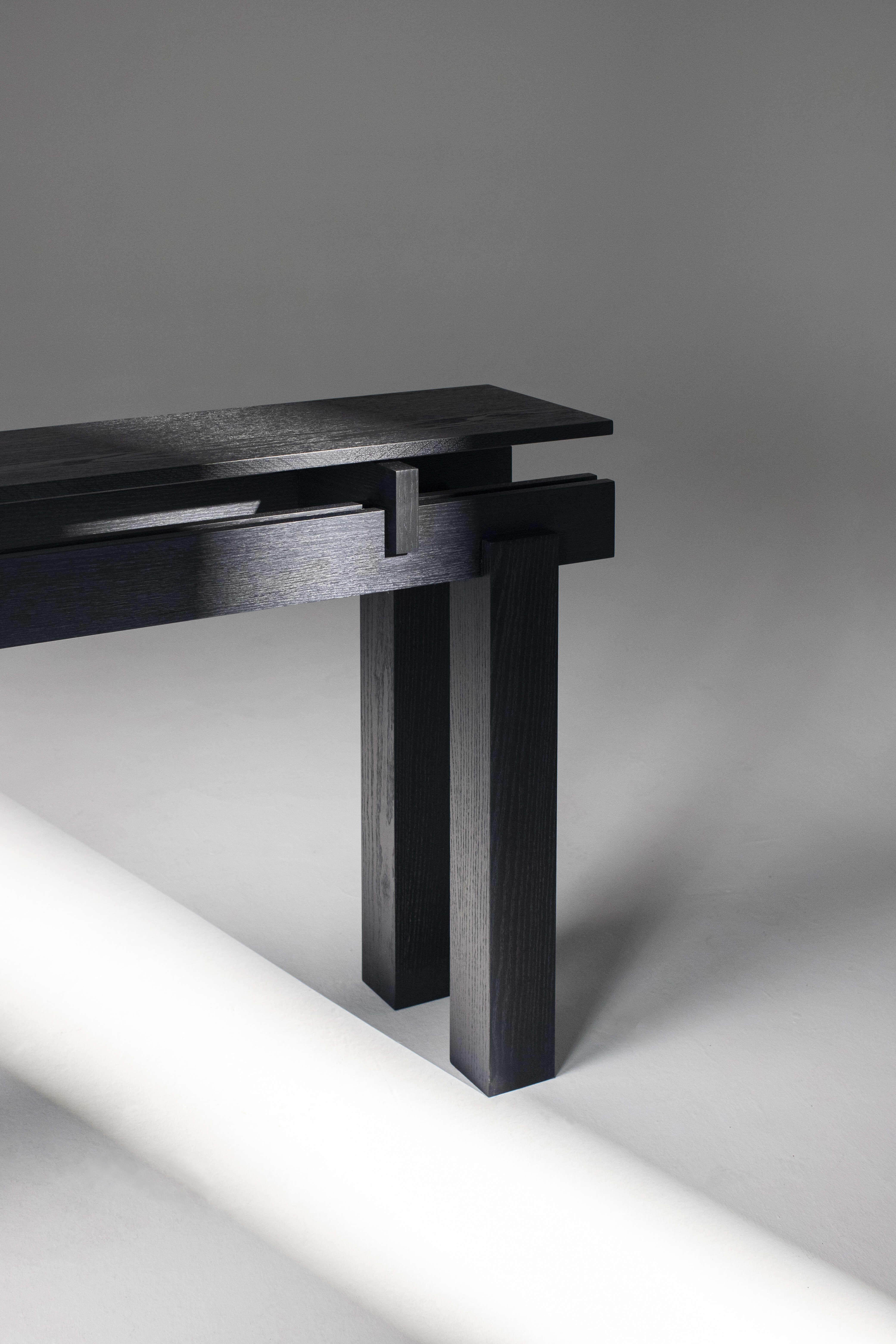 Moderne Table console fendue, plateau en Wood avec aspect dynamique, Oak Oak noir en vente