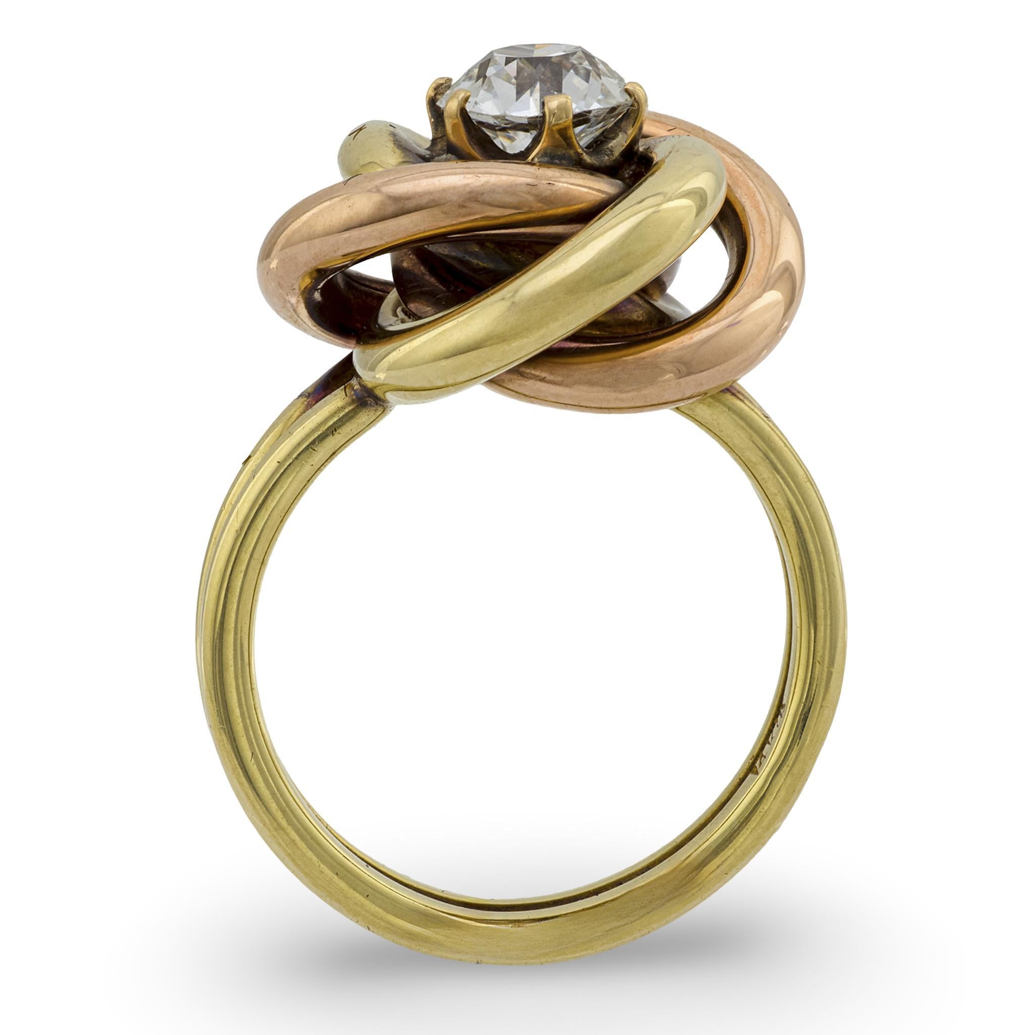 Taille vieille mine SLOAN & CO. Bague Art déco 14k avec nœud et motif en diamant en vente