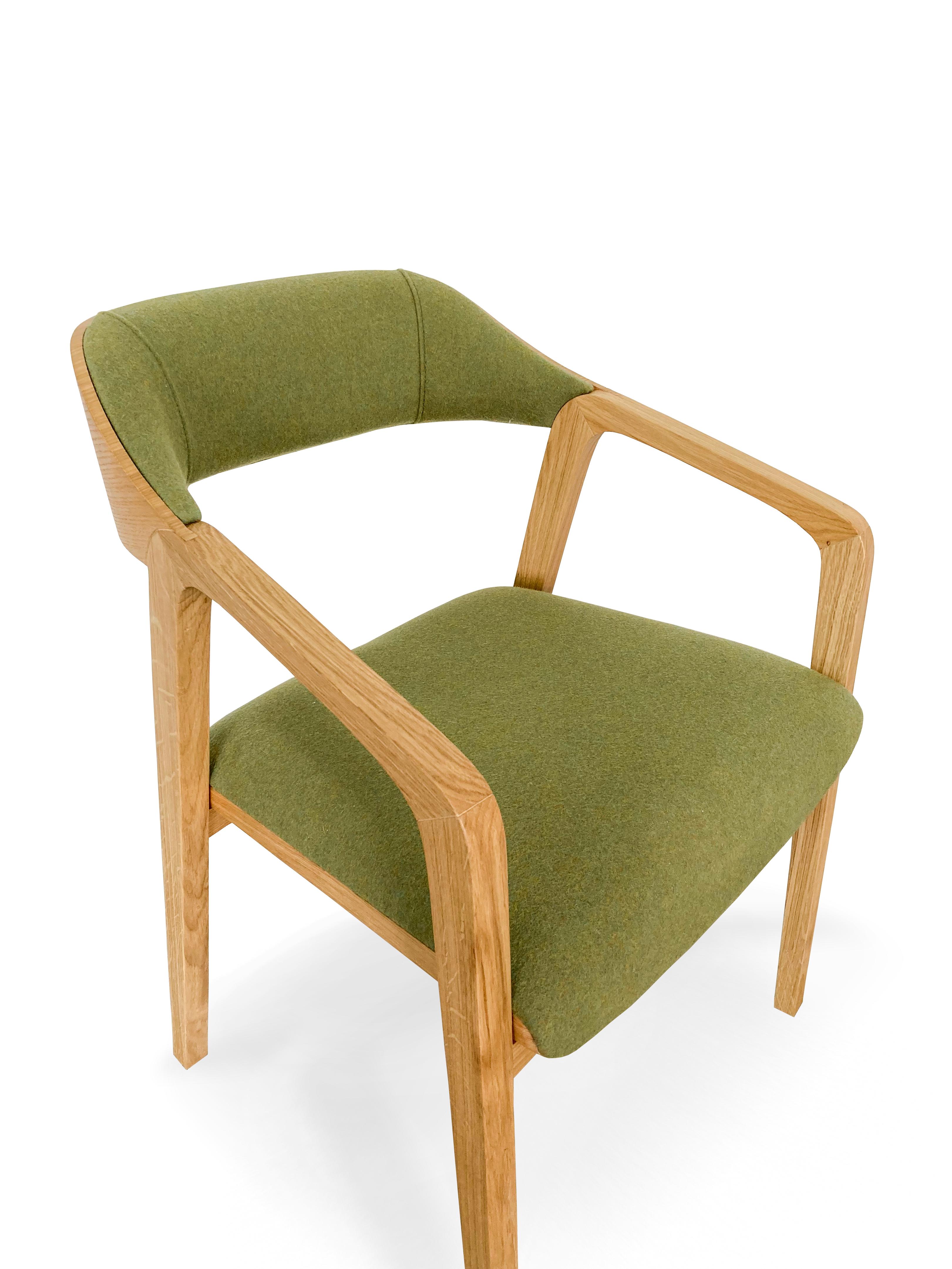Contemporary Slomo Chair - Oak For Sale