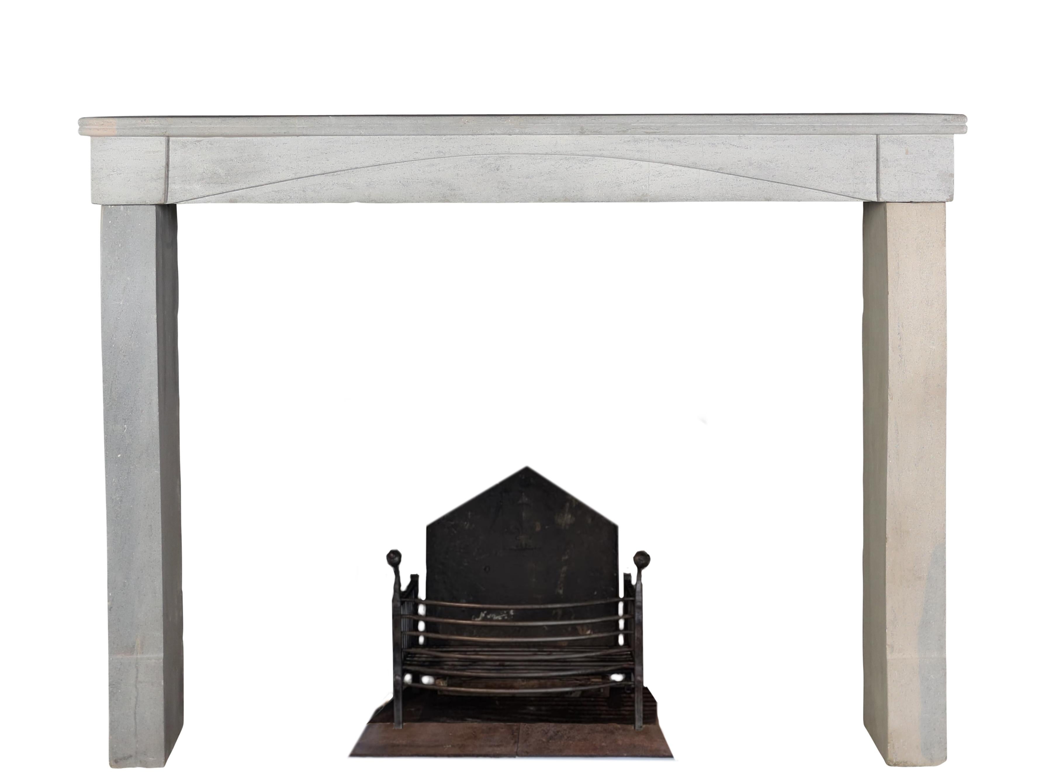 Slow Living Burgundy Bi-Color - Pearl/Blue-Grey & Sand-Beige Stone Fireplace For Sale 11