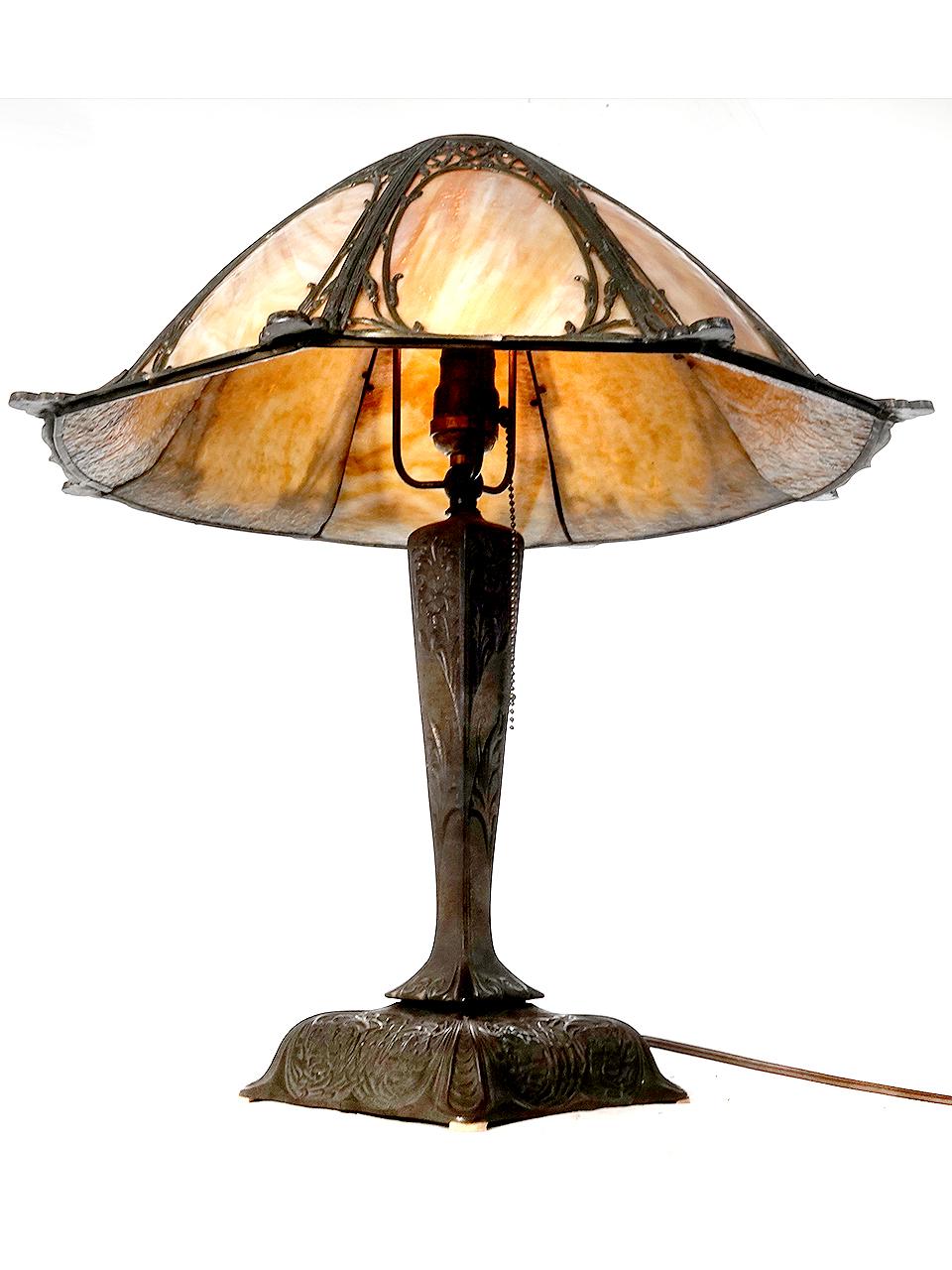 Slump Glass Table Lamp with an Elaborate Filigree Overlay and Flared Shade In Good Condition For Sale In Peekskill, NY