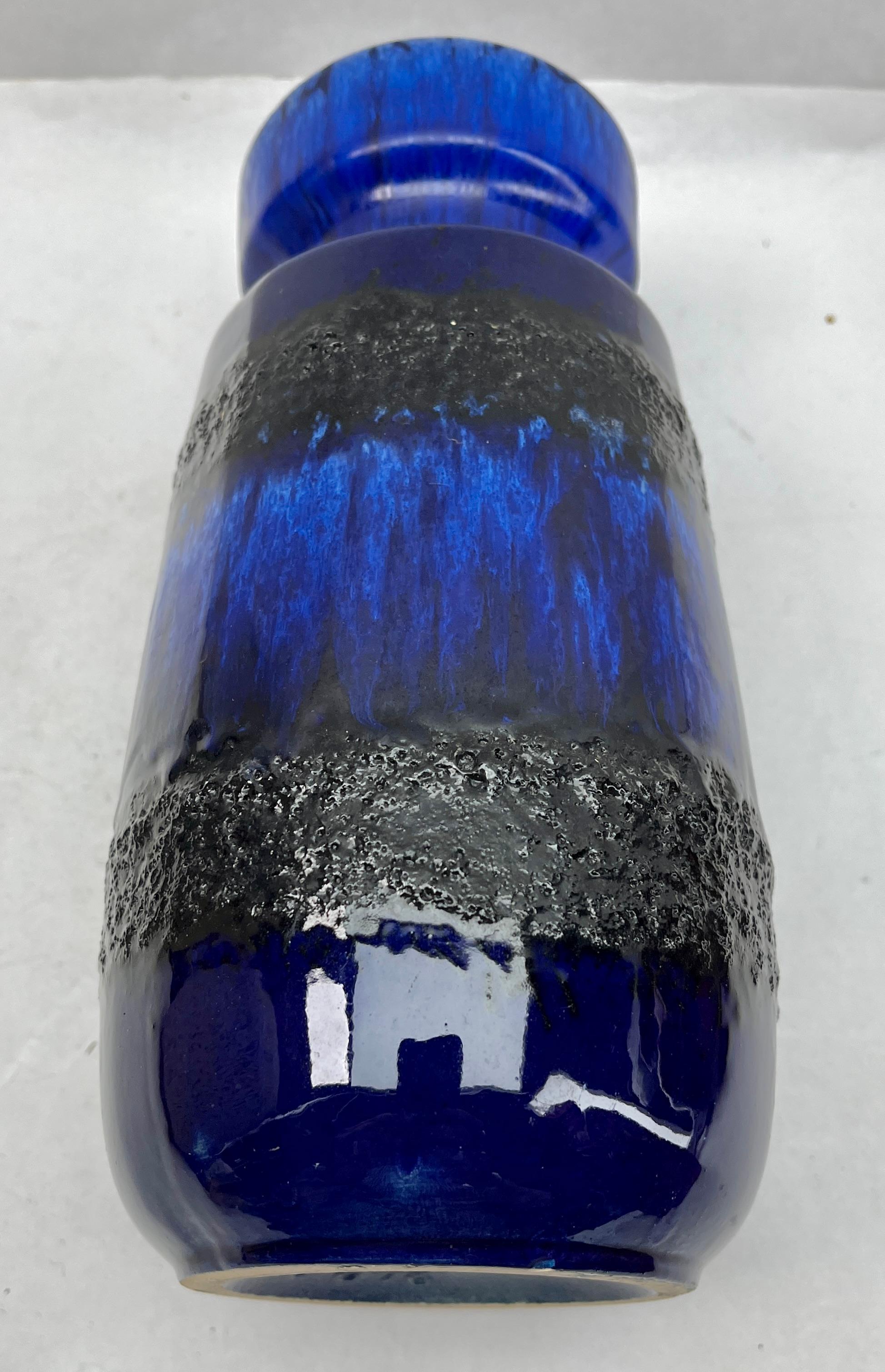 Tedesco Vaso piccolo Cobalt Bleu 'Scheurich, modello 242-22 W-Germania, anni '60 in vendita