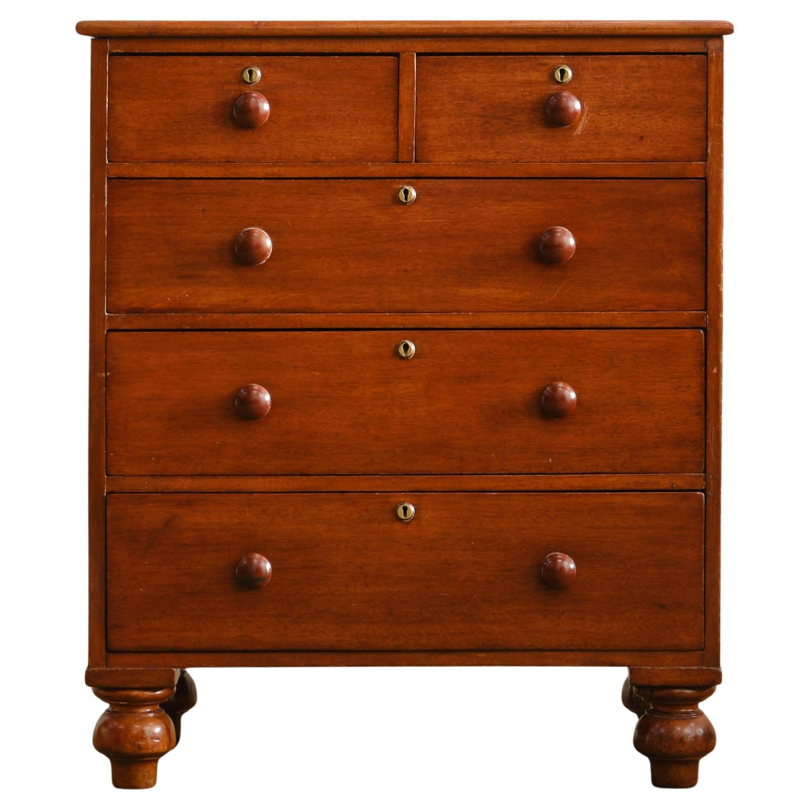 Small 19th century mahogany chest of drawers