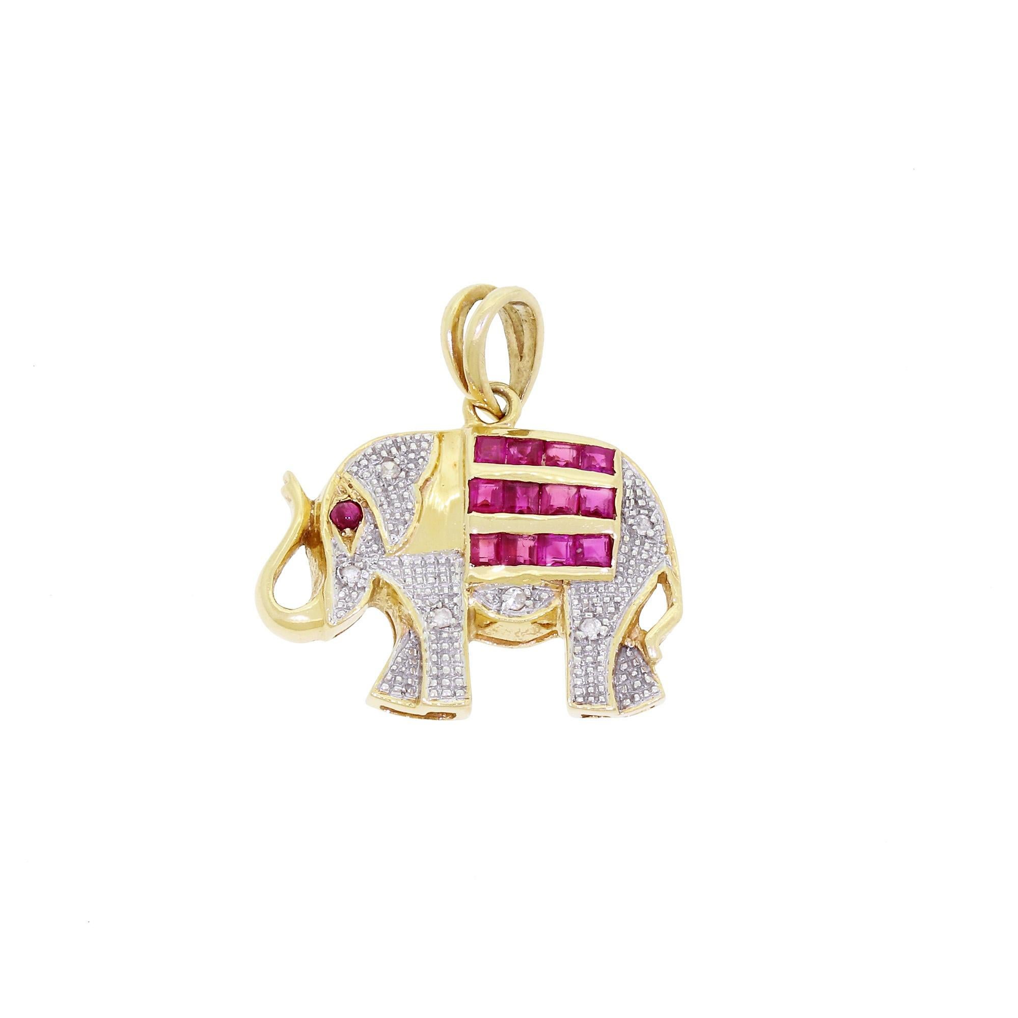 Small 14K Gold Trunk Up Lucky Elephant Pendant Charm Diamond & Ruby Gemstones In Excellent Condition In Lauderdale by the Sea, FL