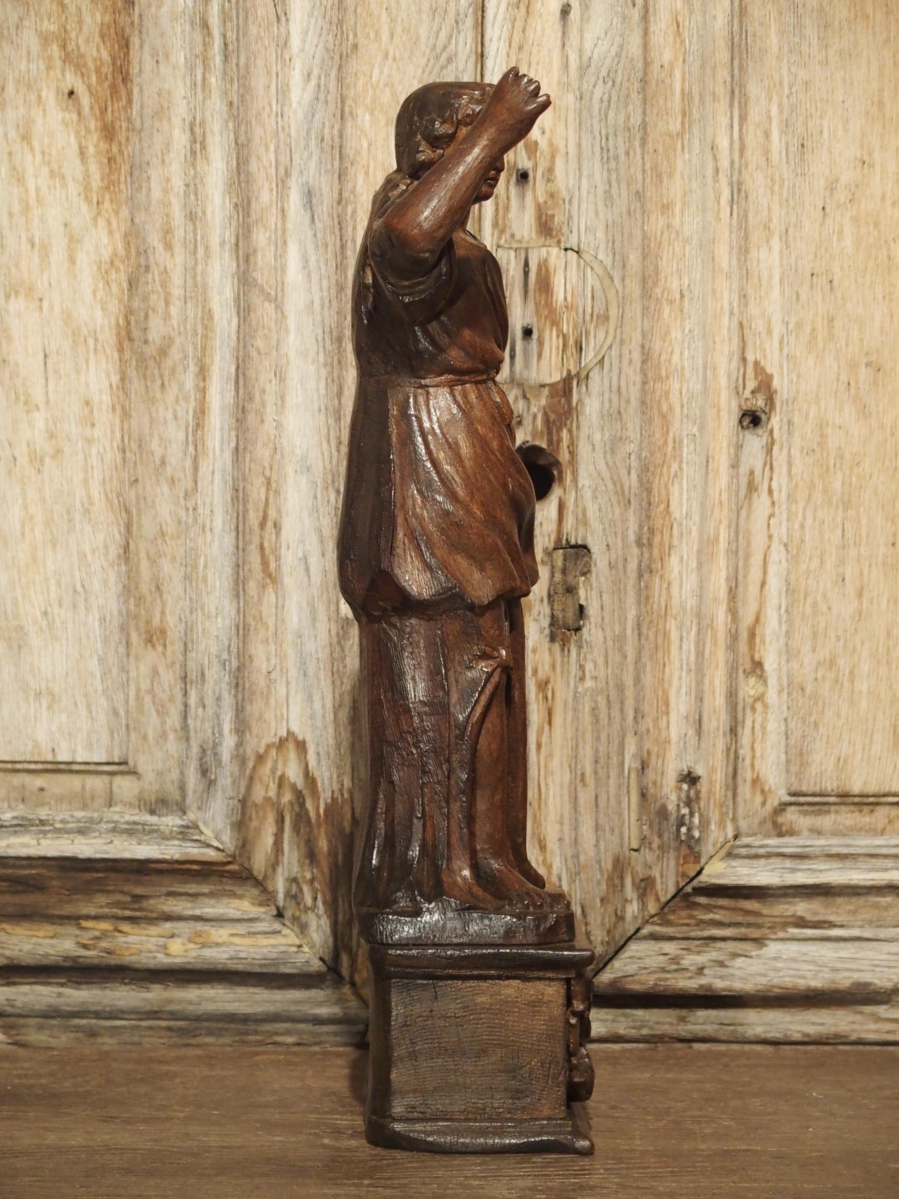 Small 17th Century Carved Oak Statue from France For Sale 6
