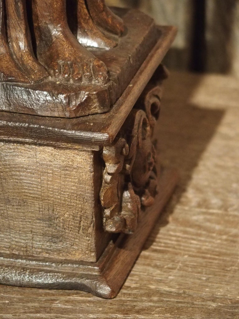 Small 17th Century Carved Oak Statue from France For Sale at 1stDibs