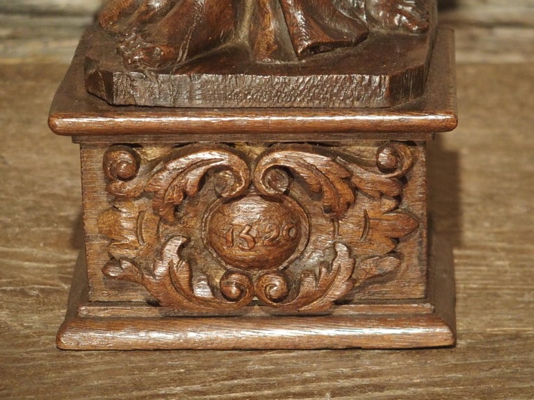 Small 17th Century Carved Oak Statue from France For Sale at 1stDibs