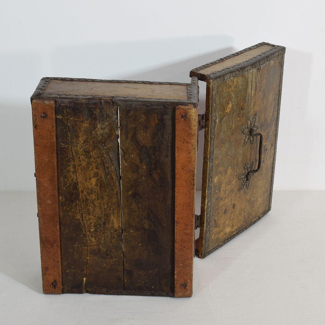 Small 17th Century, French Coffer or Box in Leather 5