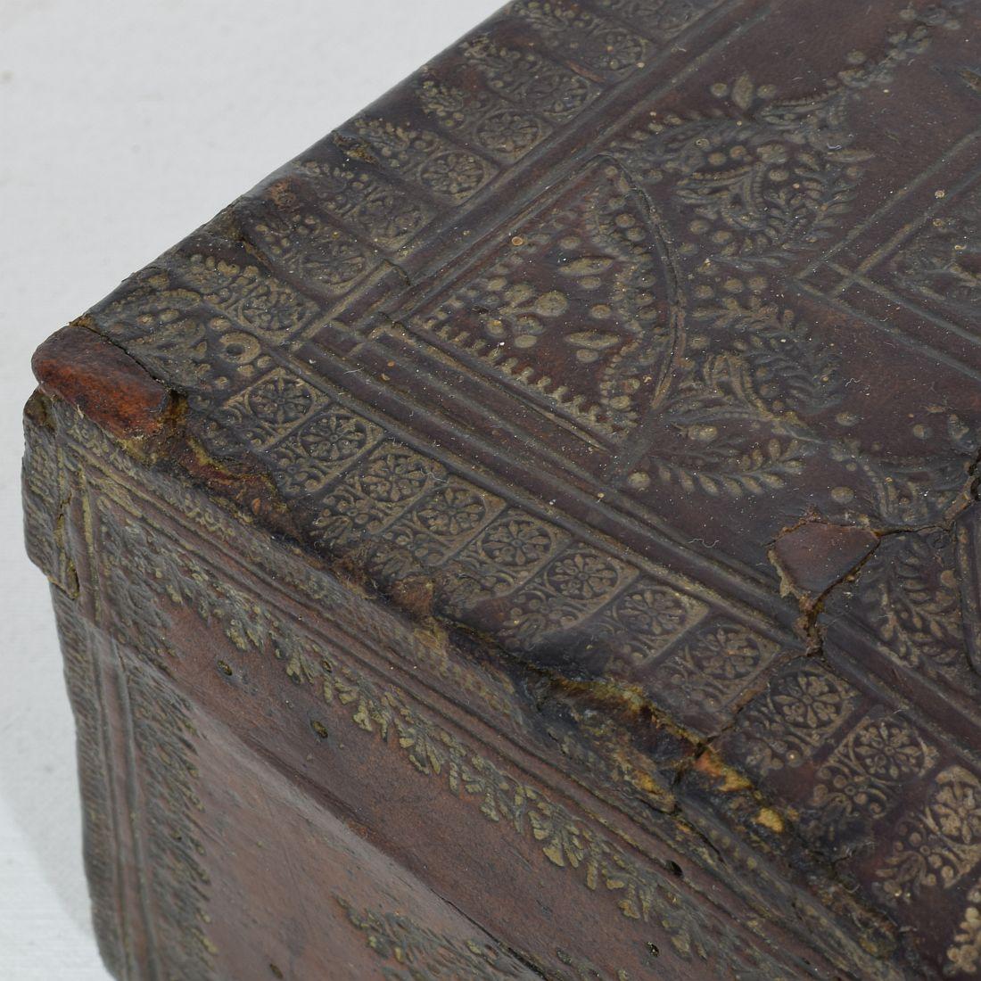 Small 17th Century, French Coffer or Box in Leather 6