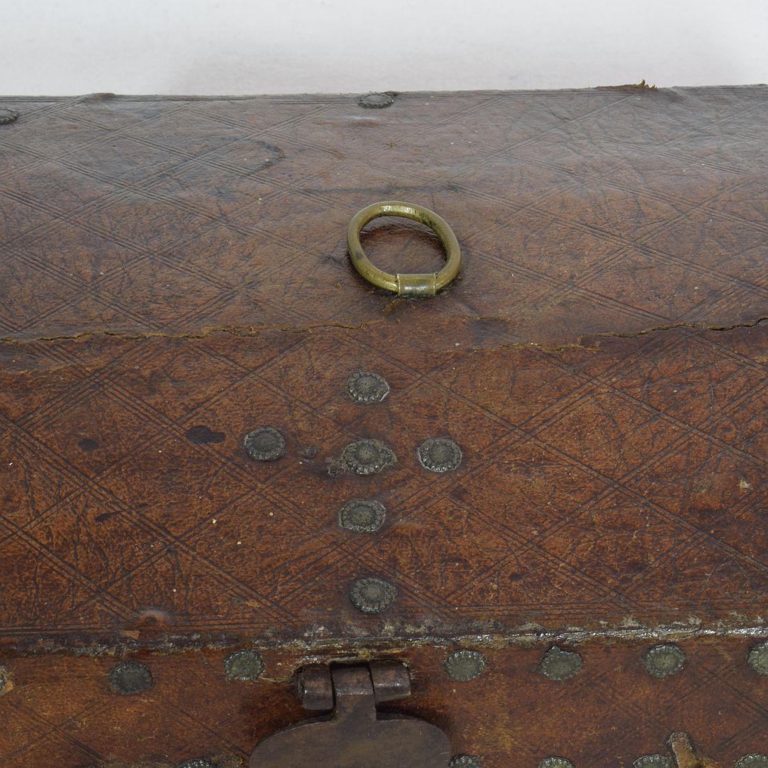Small 17th Century, French Coffer or Box in Leather For Sale 3