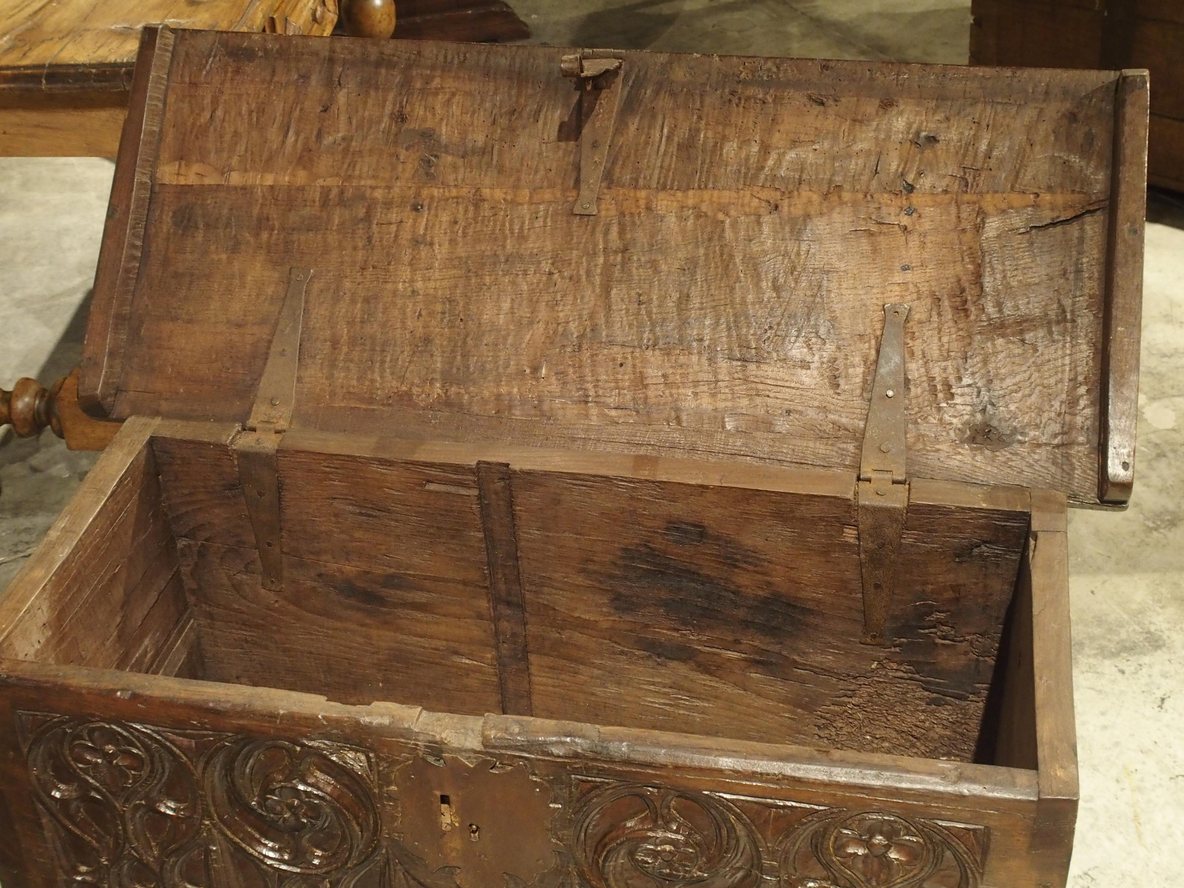 Small 17th Century French Gothic Trunk in Carved Oak 6