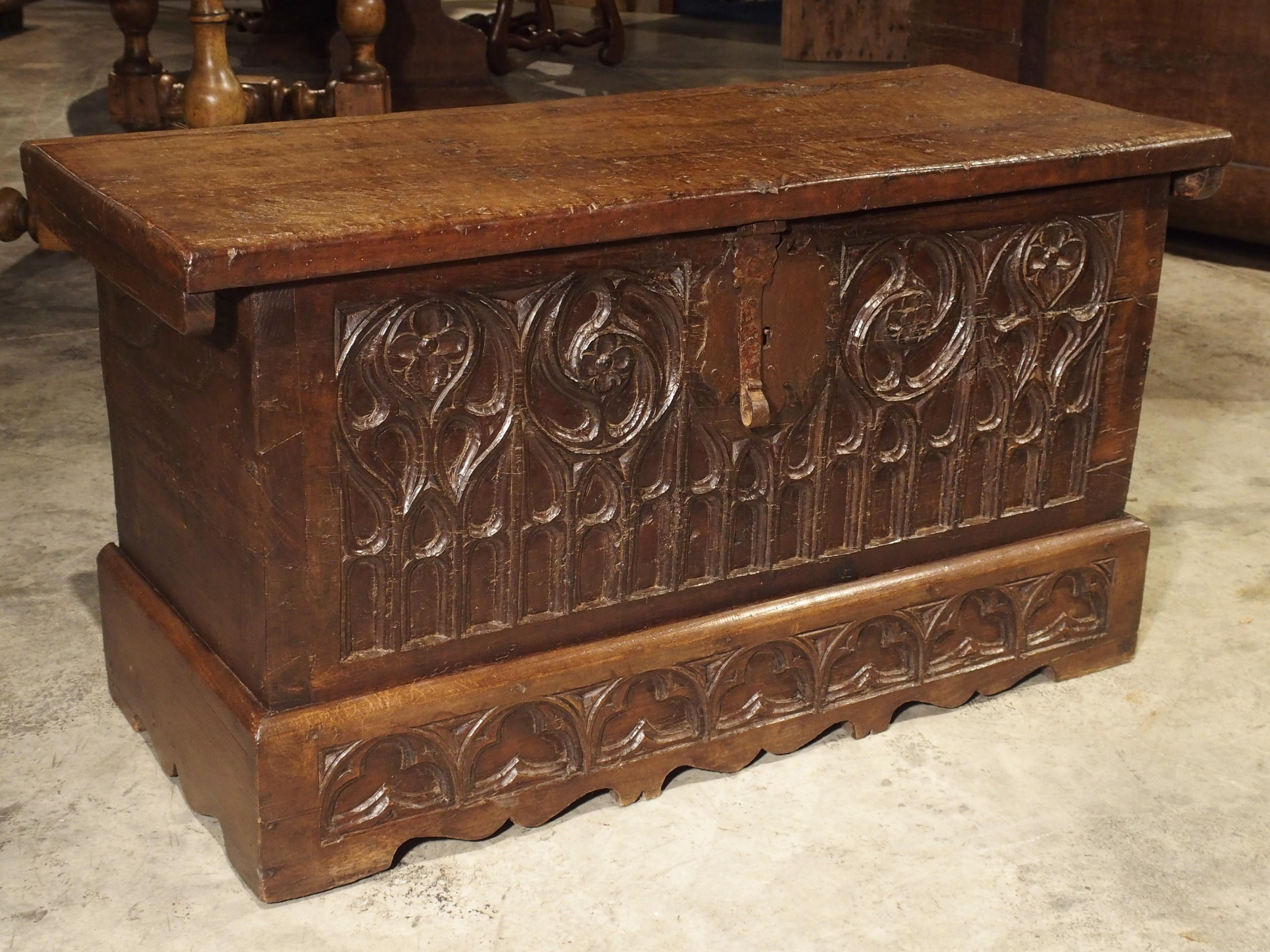Small 17th Century French Gothic Trunk in Carved Oak 11