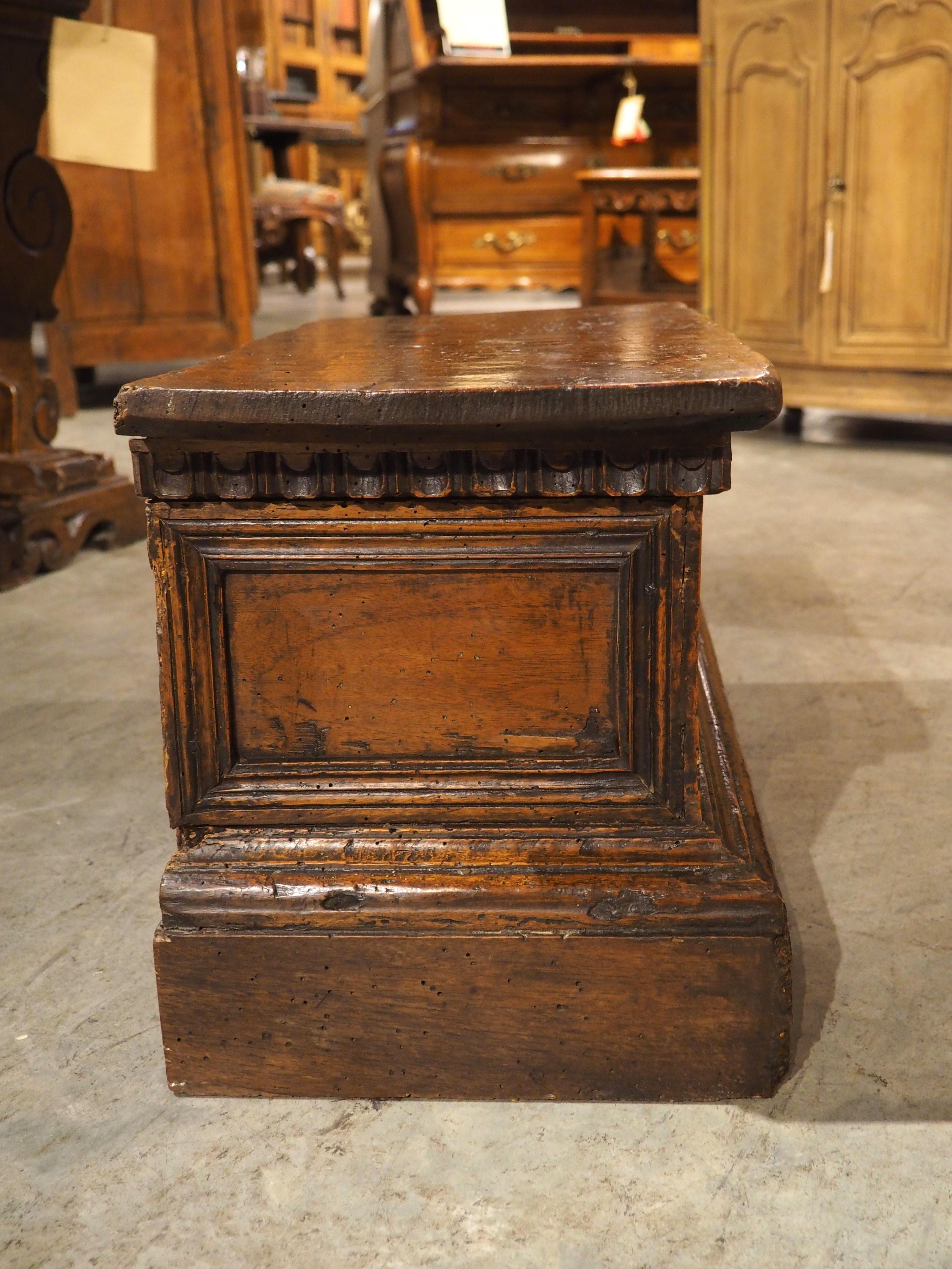 Small 17th Century Italian Carved Walnut Wood Cassone For Sale 7