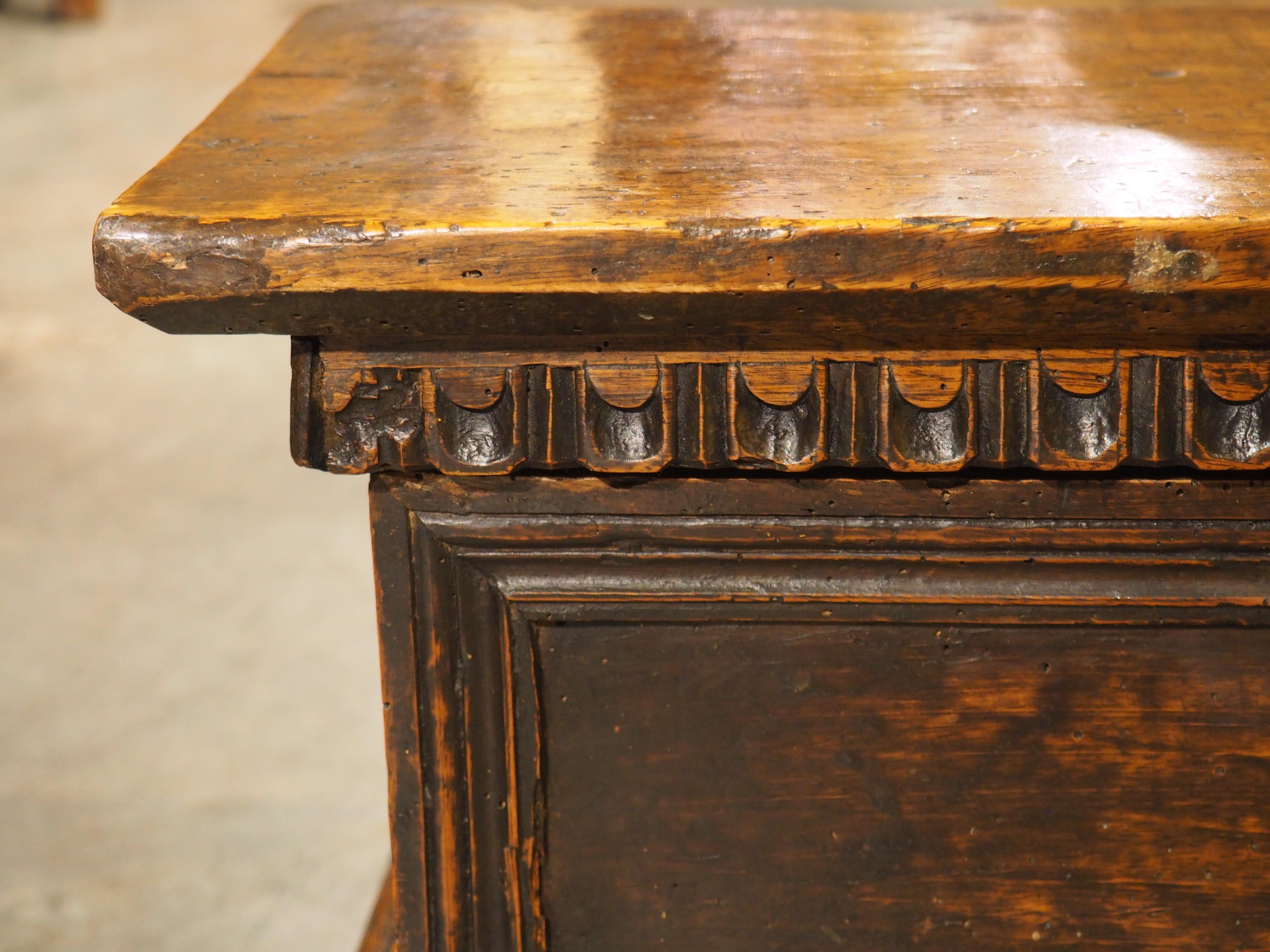 Small 17th Century Italian Carved Walnut Wood Cassone For Sale 2