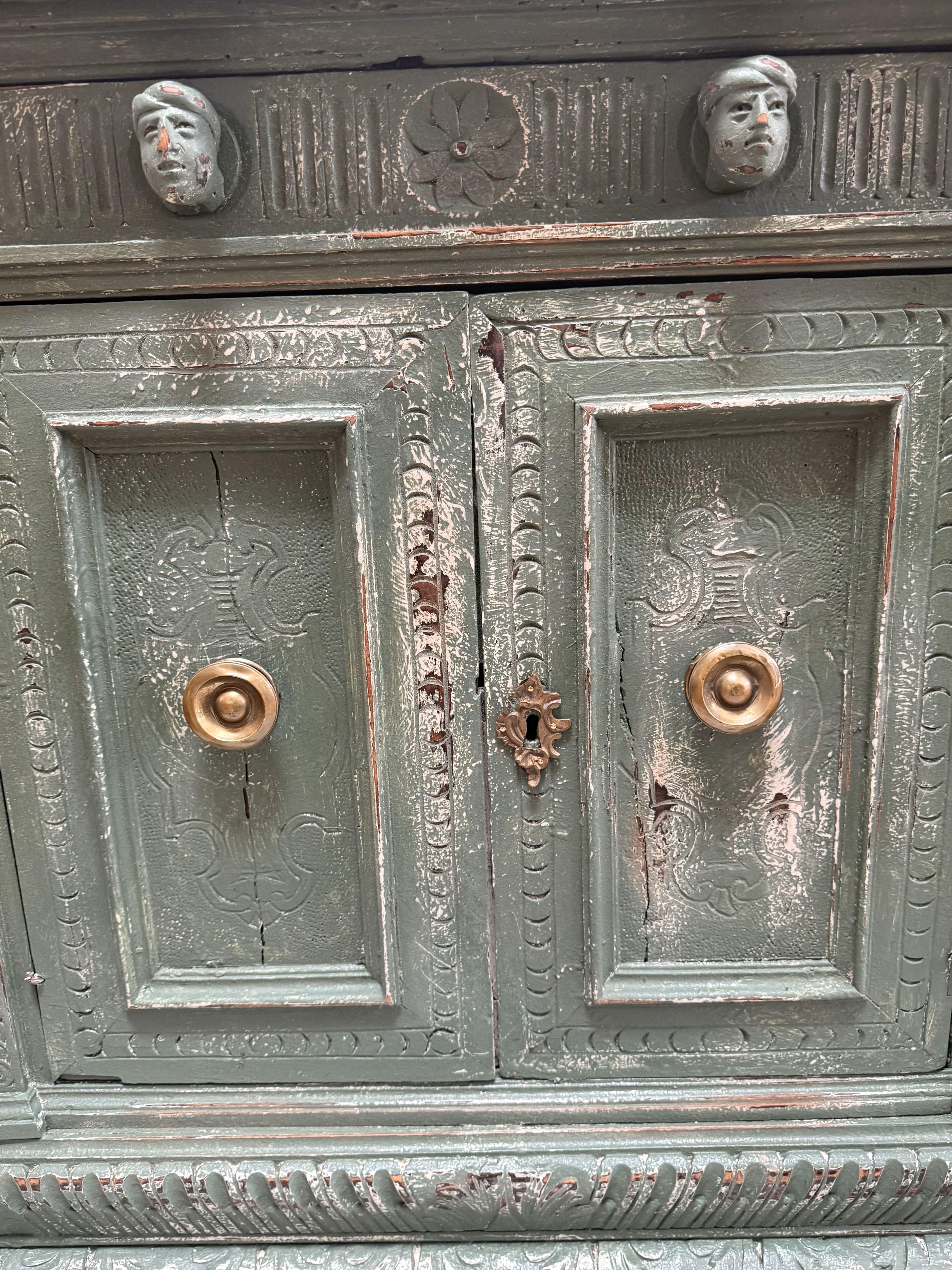 Small 17th Century Italian Renaissance Credenza For Sale 4