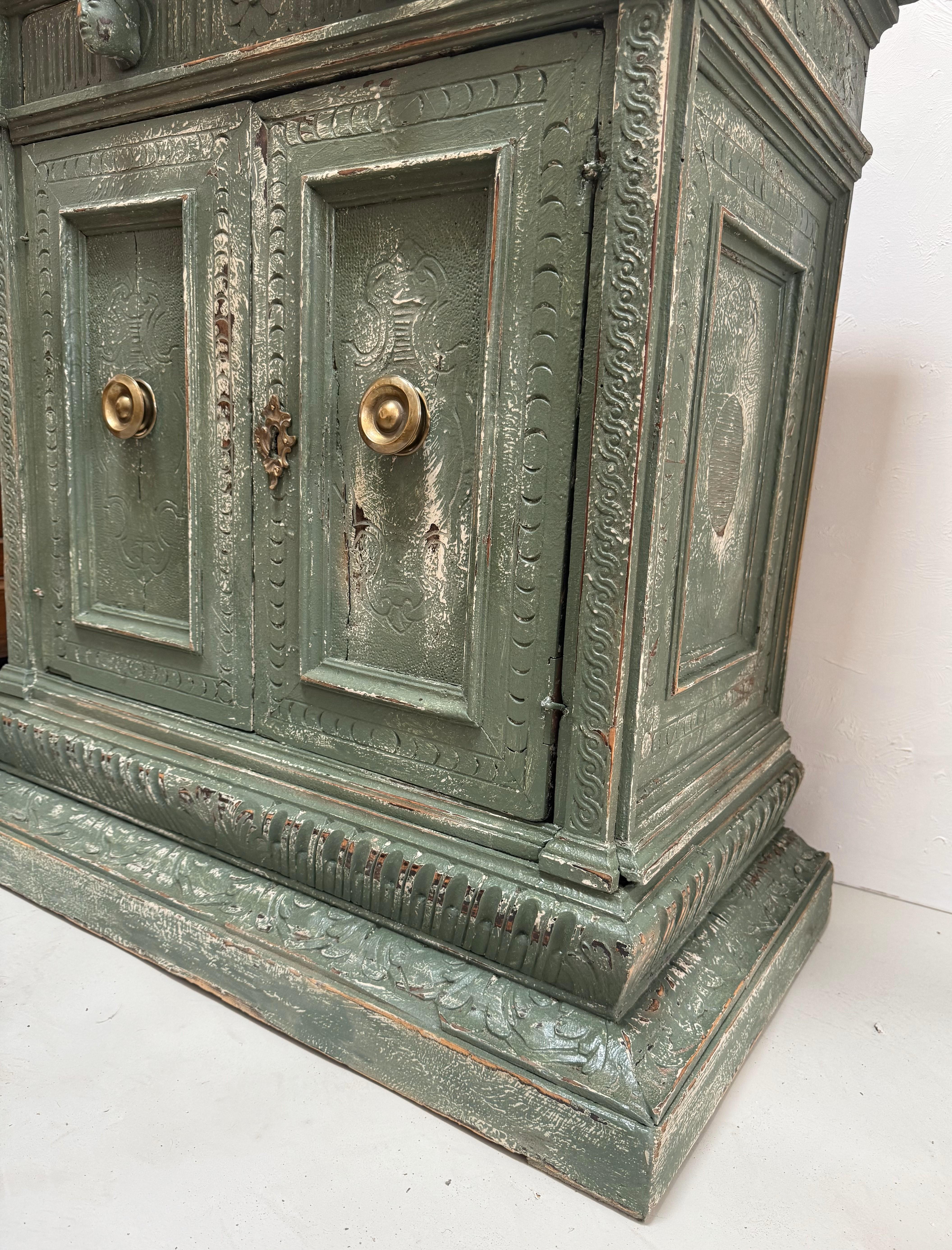 Small 17th Century Italian Renaissance Credenza For Sale 7