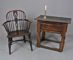 Small 17th Century Oak and Elm Tavern Table c. 1620