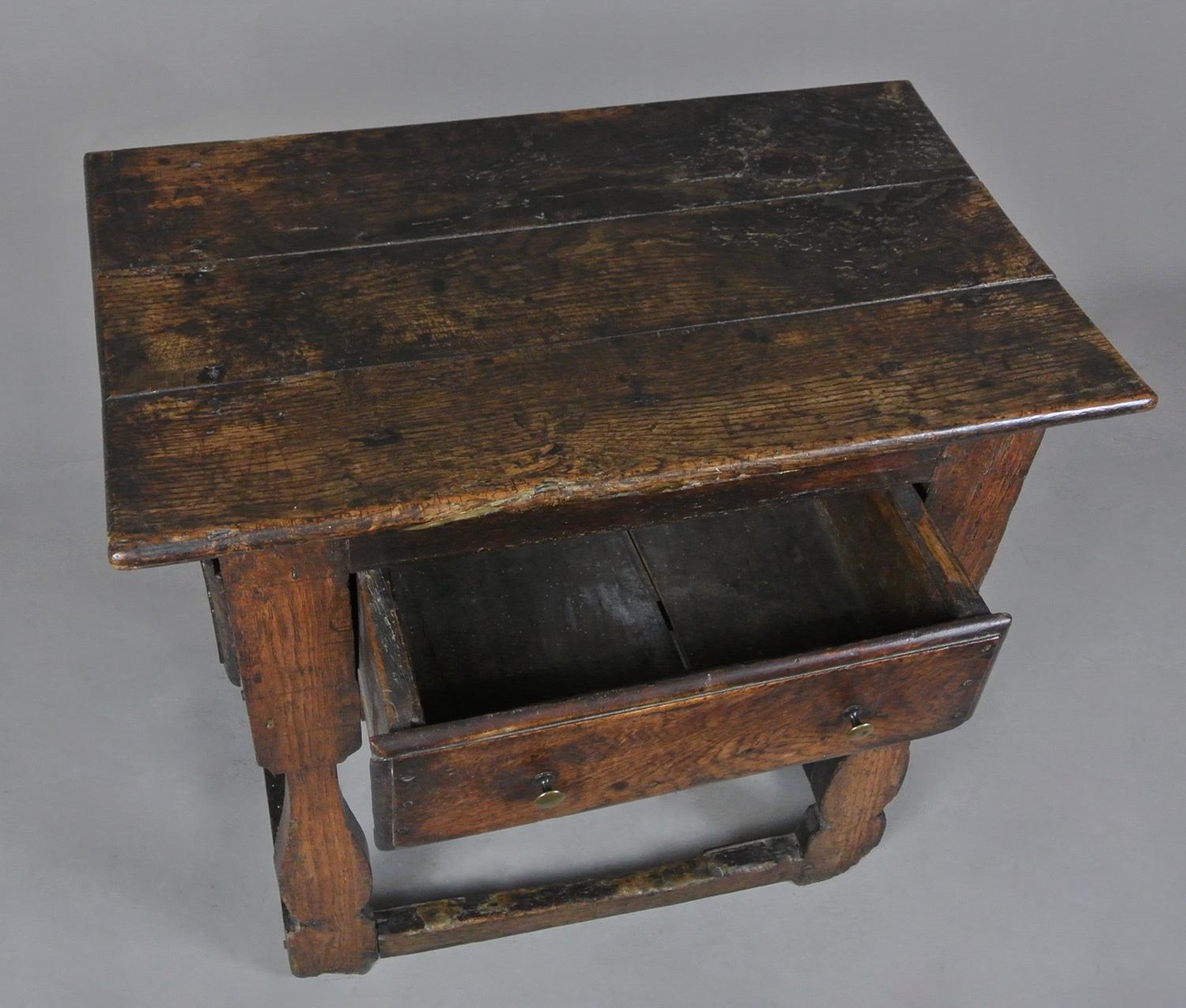 Small 17th Century Oak and Elm Tavern Table c. 1620 1
