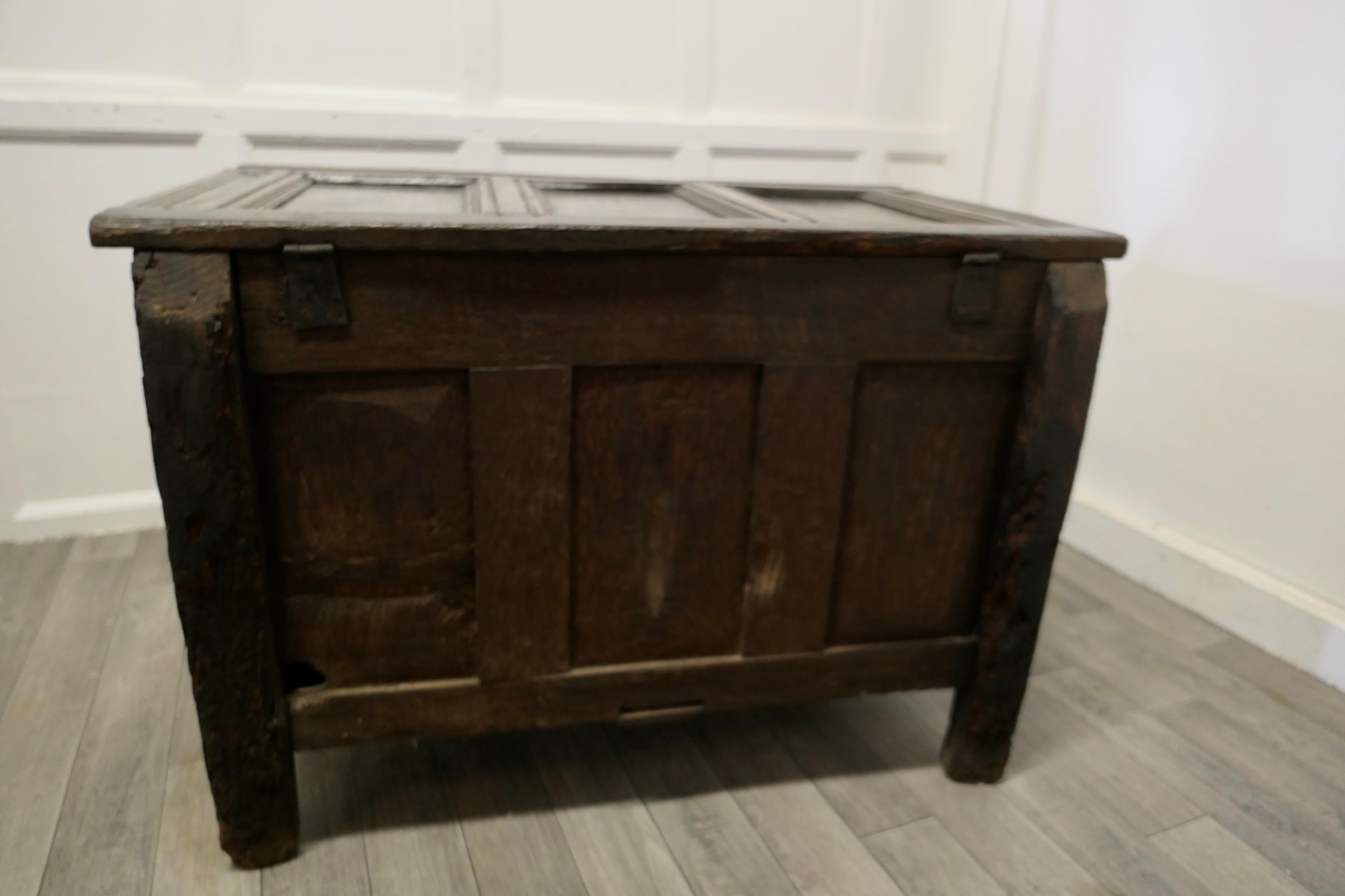 Gothic Small 17th century Panelled Cottage Size Oak Coffer    