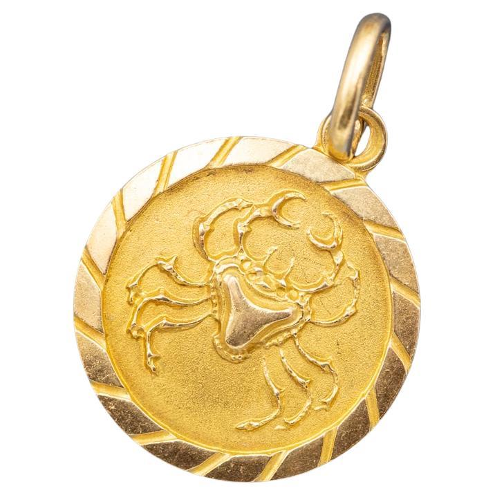 Small 18K Vintage zodiac pendant - Cancer - 18 karat solid yellow gold Star sign