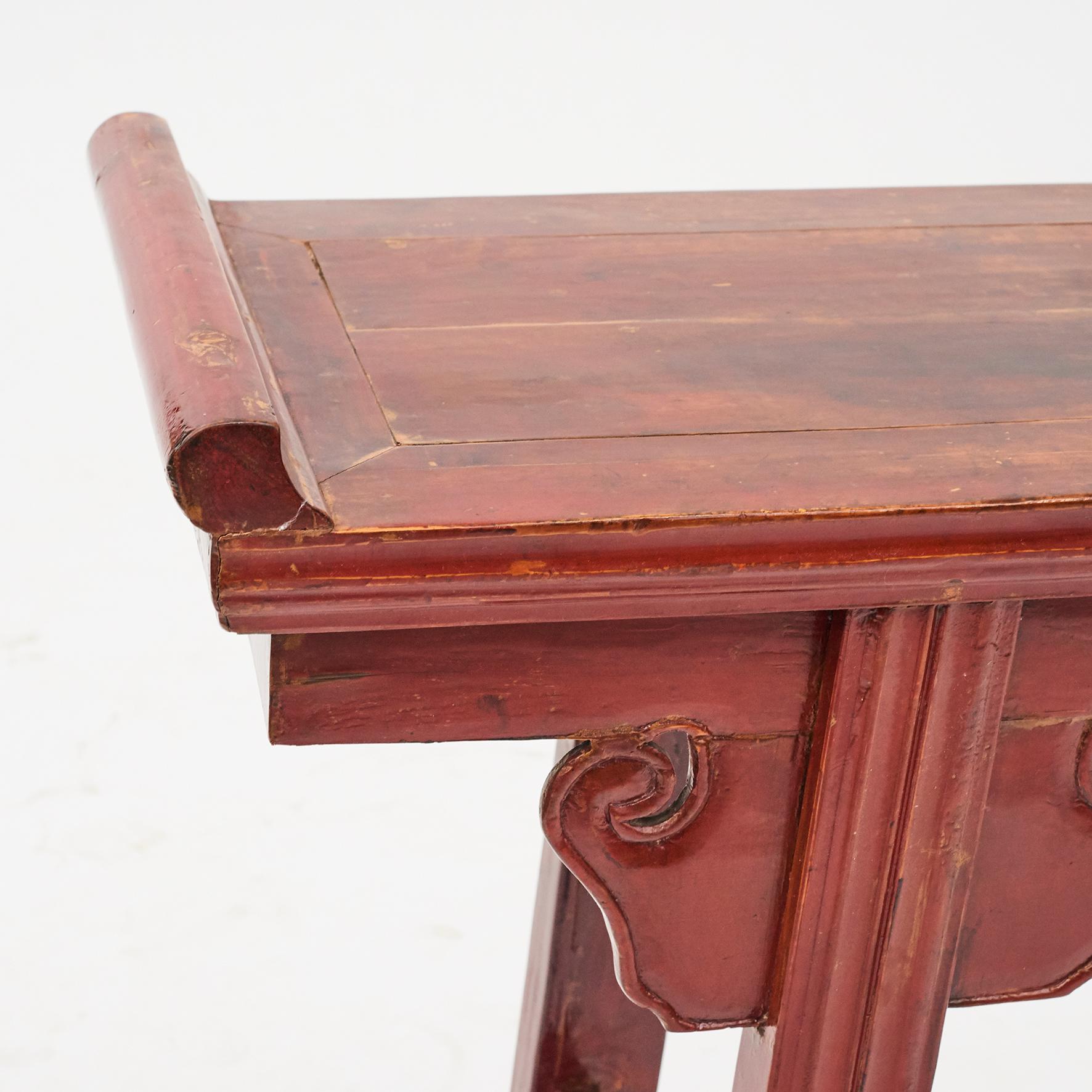 Ming Table d'autel du 19ème siècle en bois de pêcher  Chine en vente