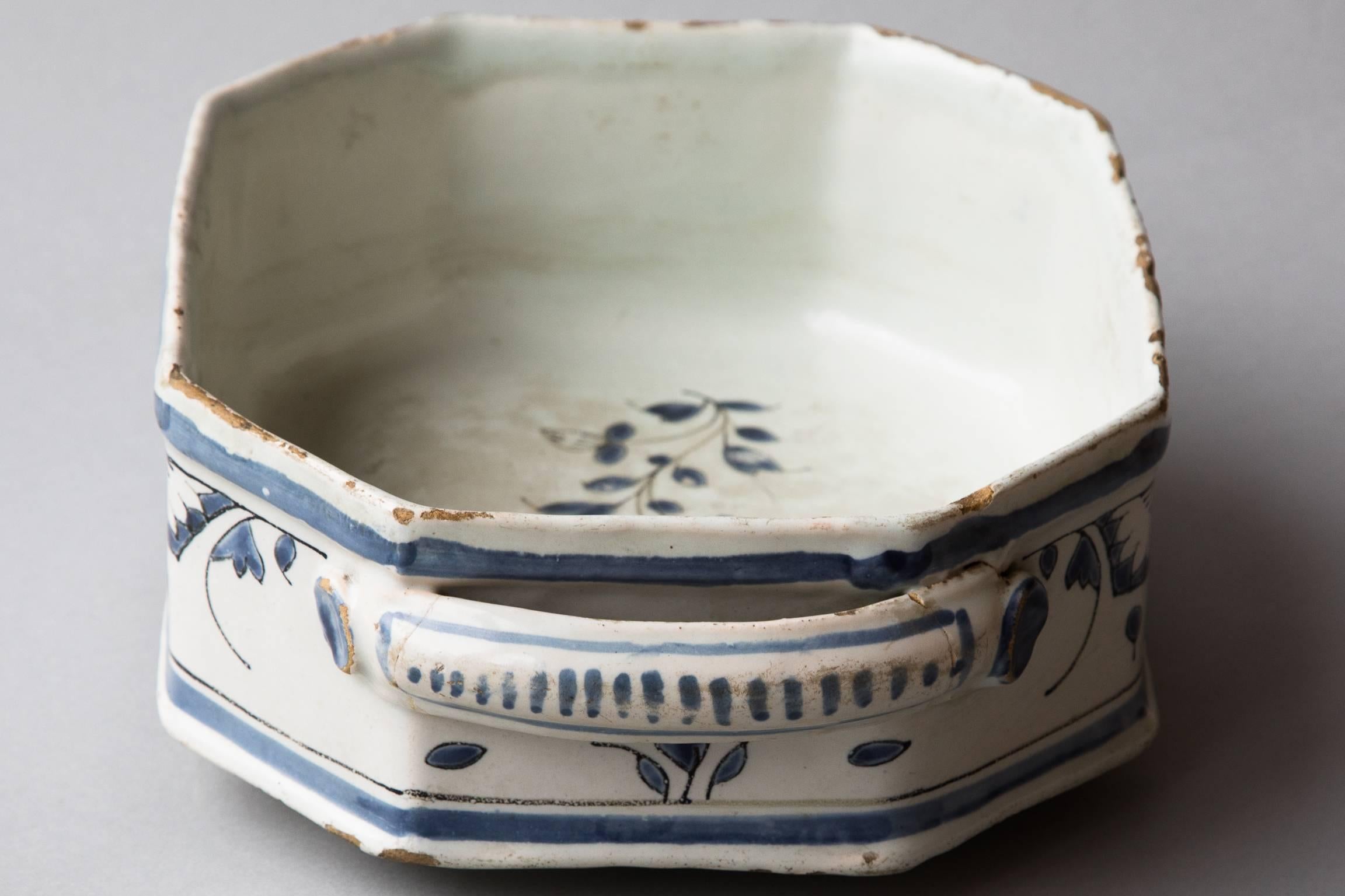 18th Century and Earlier 18th Century Blue and White Faience 'Bassin' or Jardiniere, France, circa 1760 For Sale