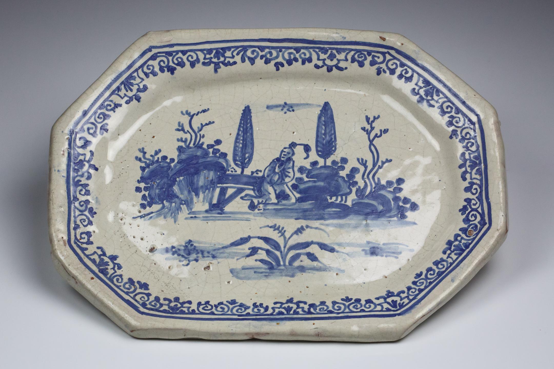 Ceramic Small 18th Century Blue and White Italian Serving Dish For Sale