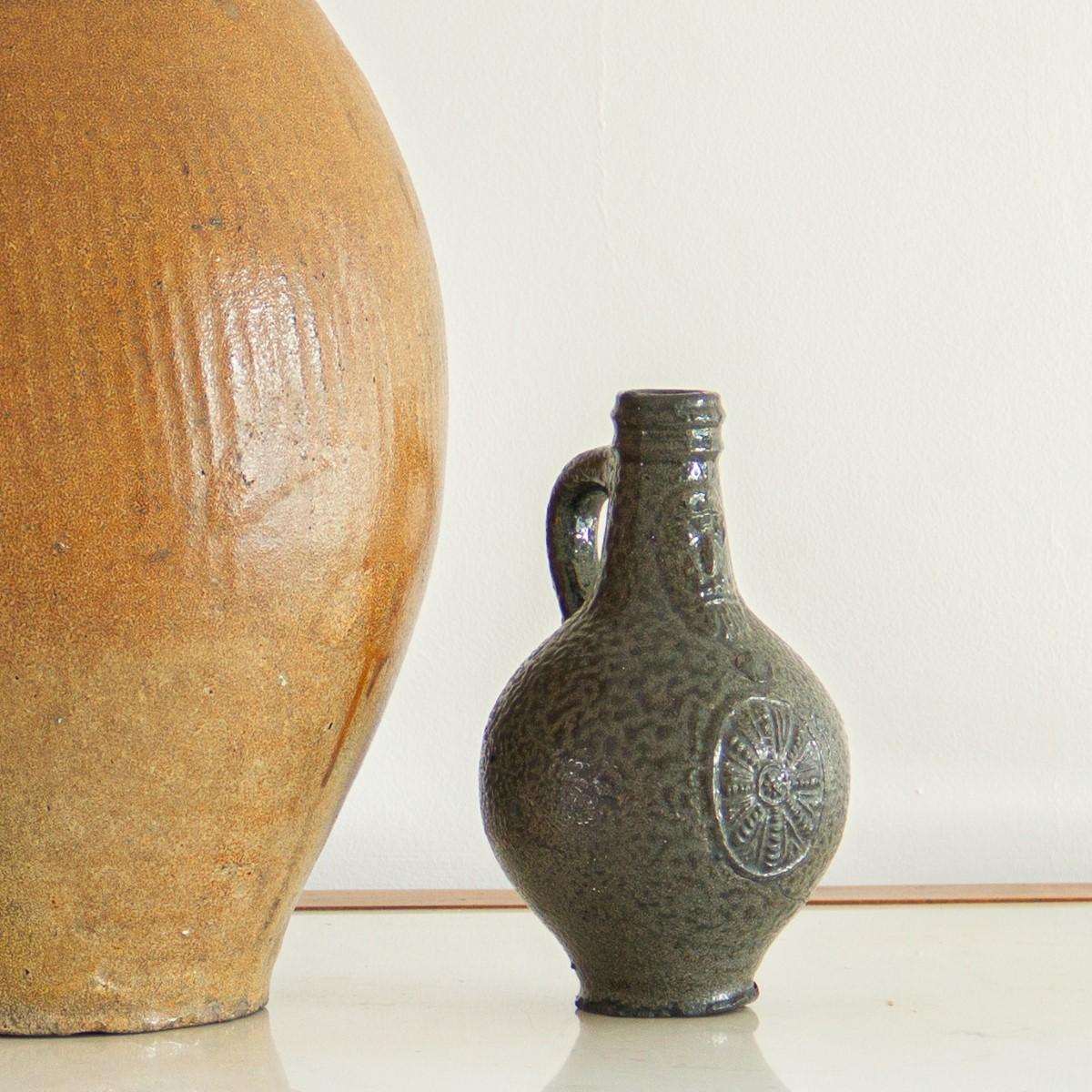 bellarmine pottery