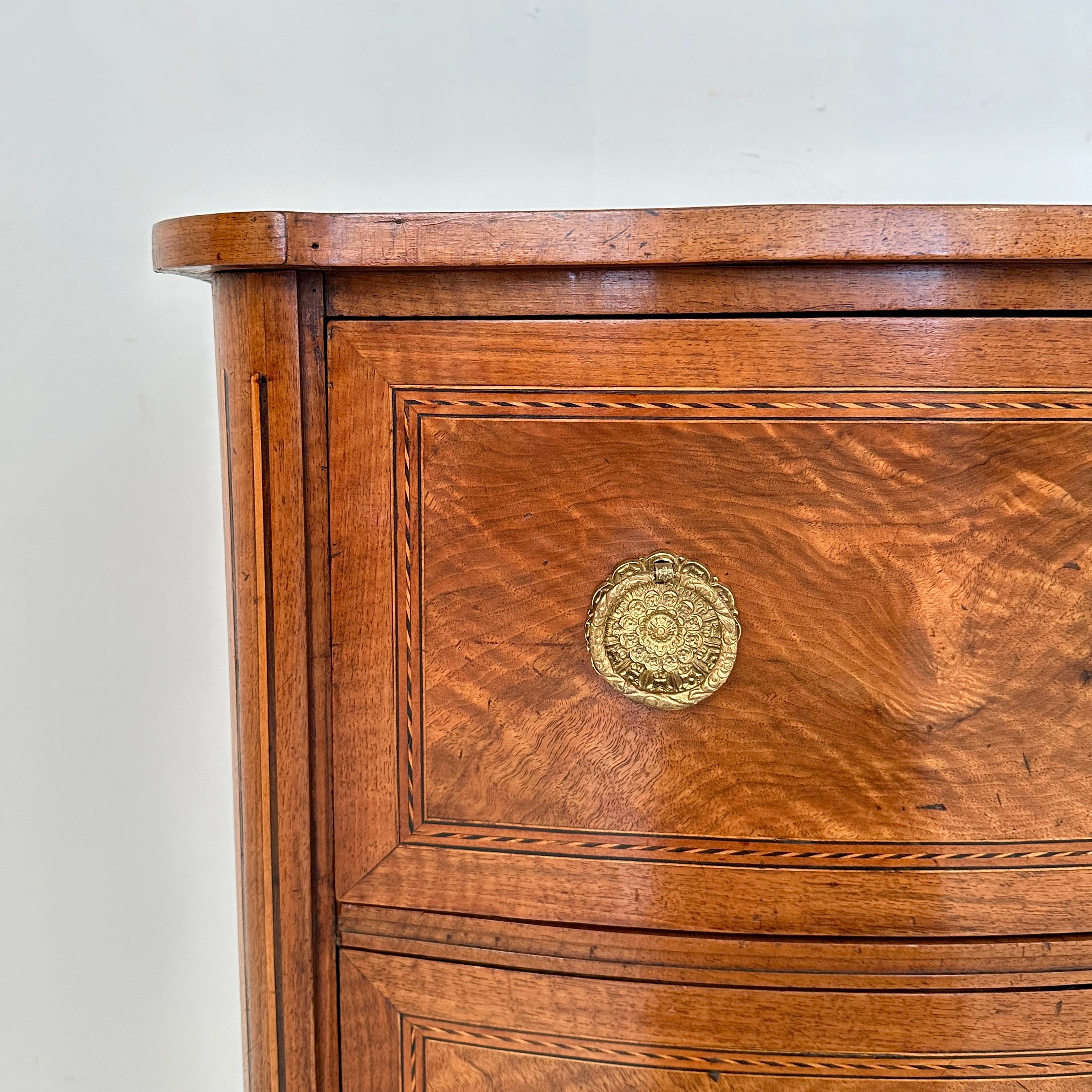 Small 18th Century German Louis Seize Commode in Walnut with 2 Drawers, 1790 For Sale 5