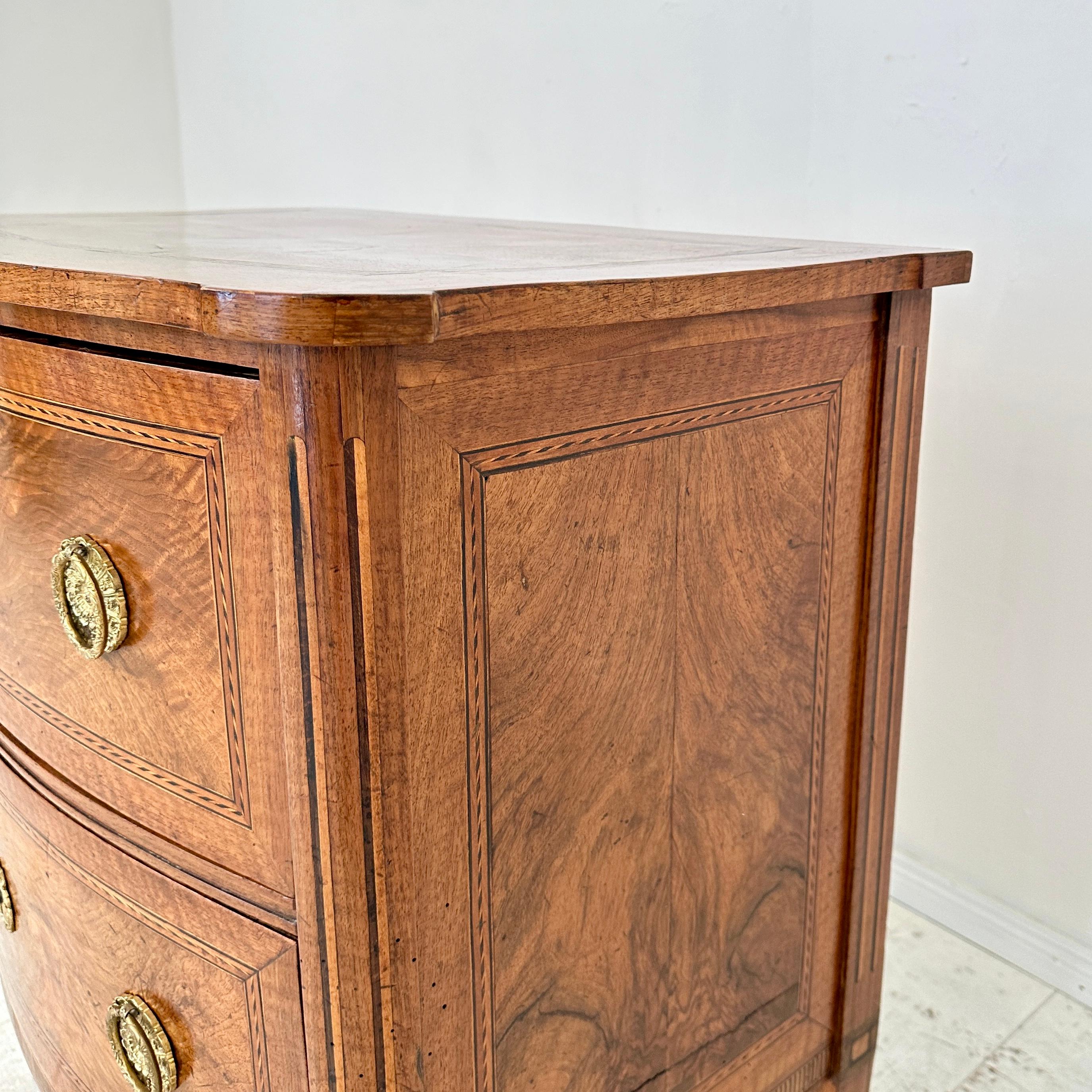 Small 18th Century German Louis Seize Commode in Walnut with 2 Drawers, 1790 For Sale 9