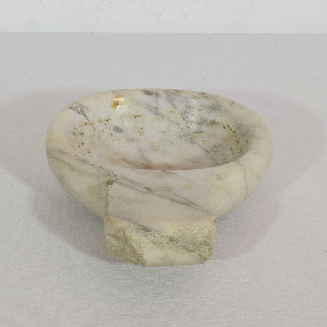 Hand-Carved Small 18th Century Italian Baroque Marble Holy Water Font or Stoup