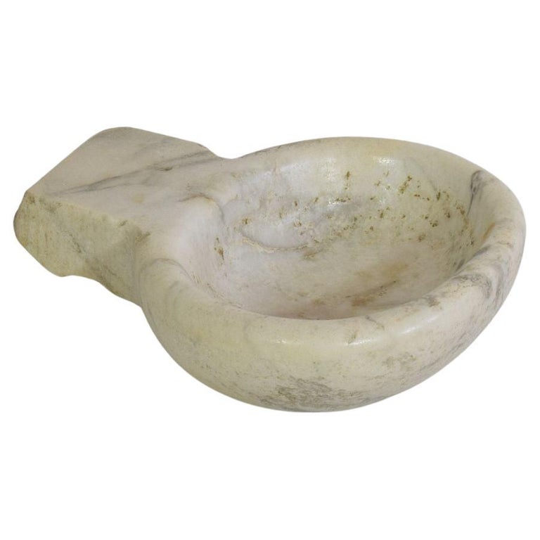 Small 18th Century Italian Baroque Marble Holy Water Font or Stoup For Sale