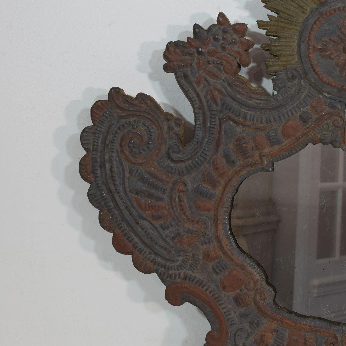 Small 18th Century, Italian Baroque Mirror In Good Condition In Buisson, FR