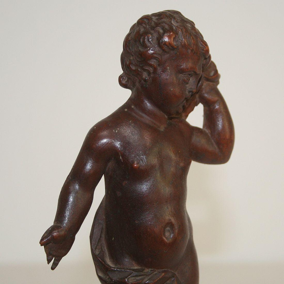 Small 18th Century Italian Carved Wooden Angel 7