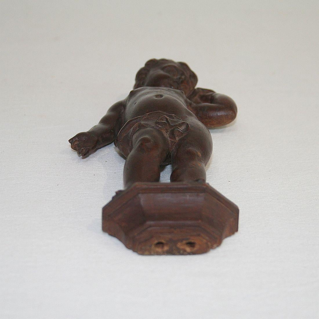 Small 18th Century Italian Carved Wooden Angel 9