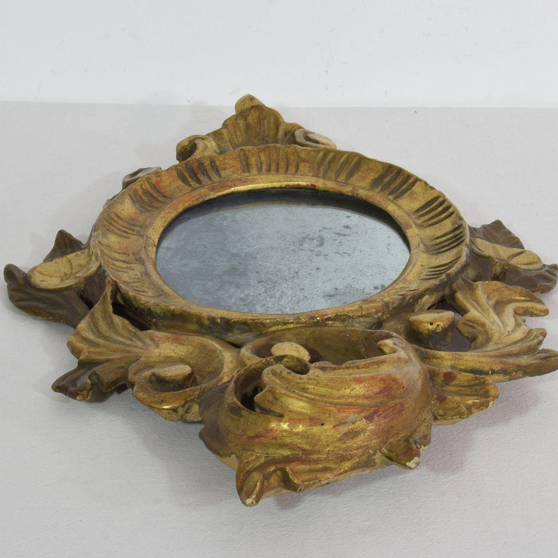 Small 18th Century Italian Giltwood Baroque Mirror 3