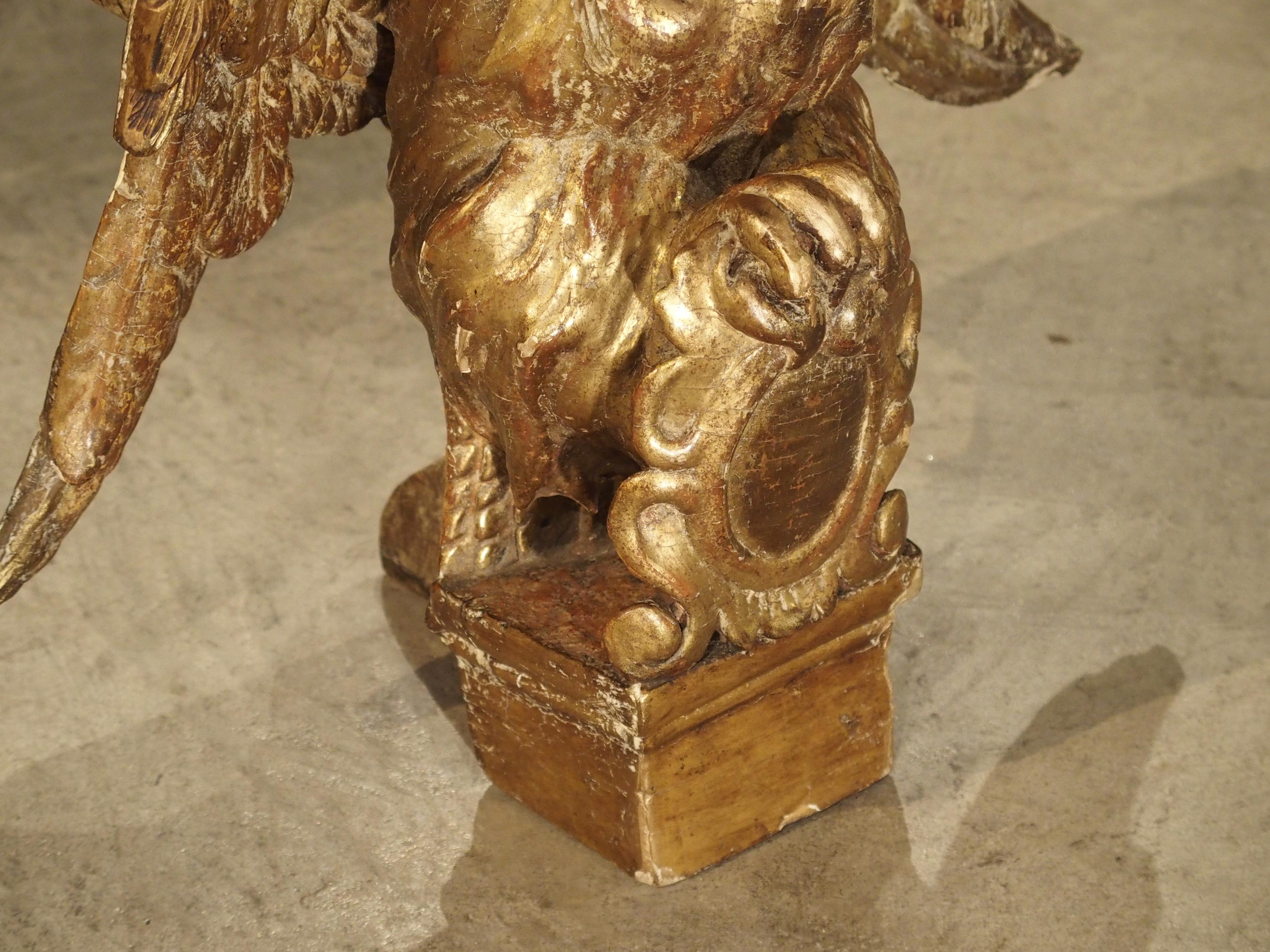 Small 18th Century Italian Giltwood Eagle Bookholder or Stand 1