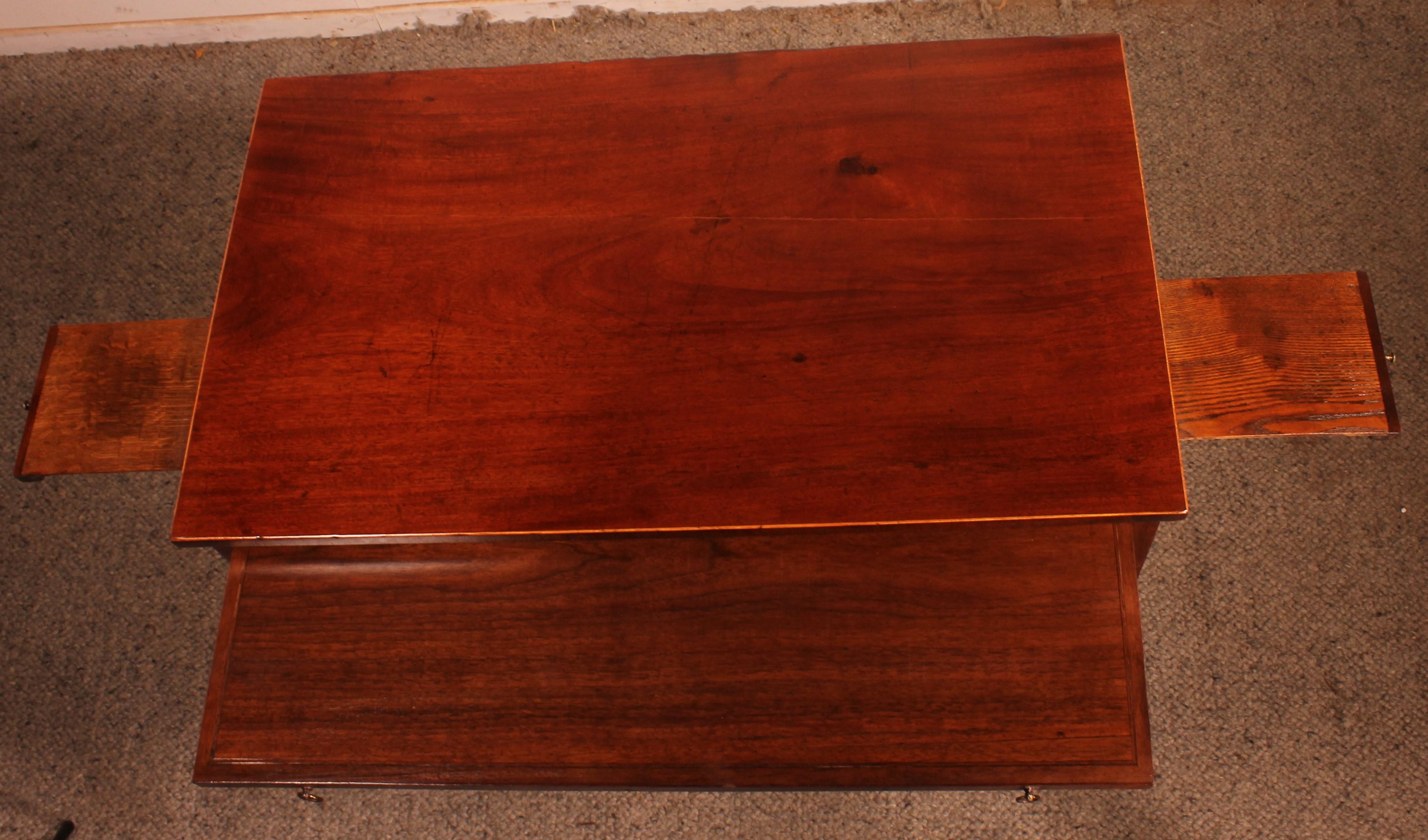 Small 18th Century Mahogany Kneehole Desk George III For Sale 7