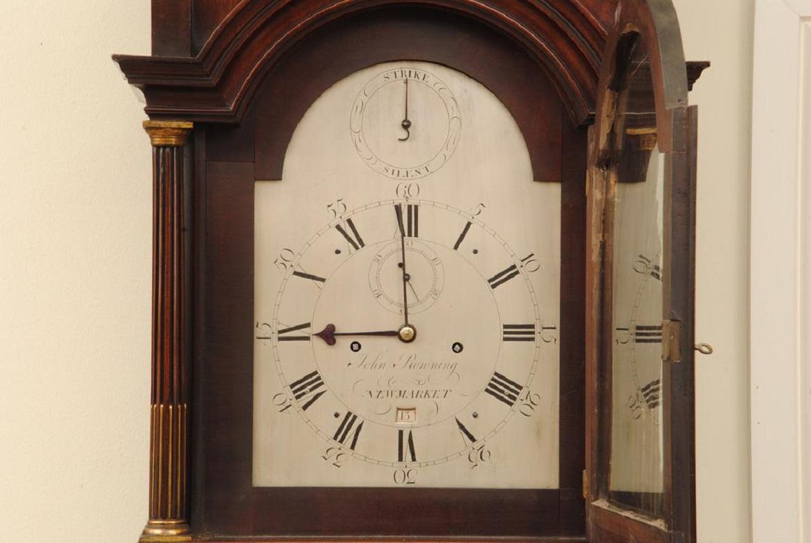 Longcase-Uhr aus Mahagoni des 18. Jahrhunderts von Rowning of Newmarket im Zustand „Gut“ im Angebot in Lincolnshire, GB