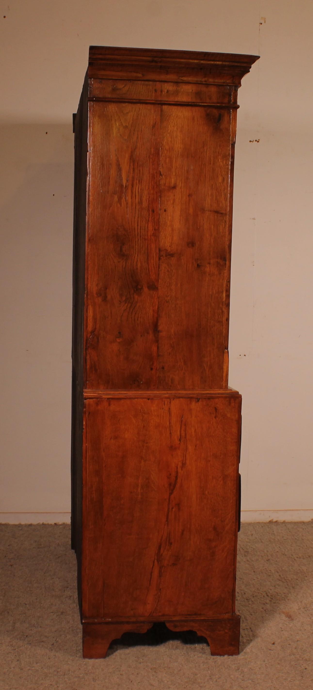 Quercia Piccola pressa per biancheria in Oak del XVIII secolo in vendita