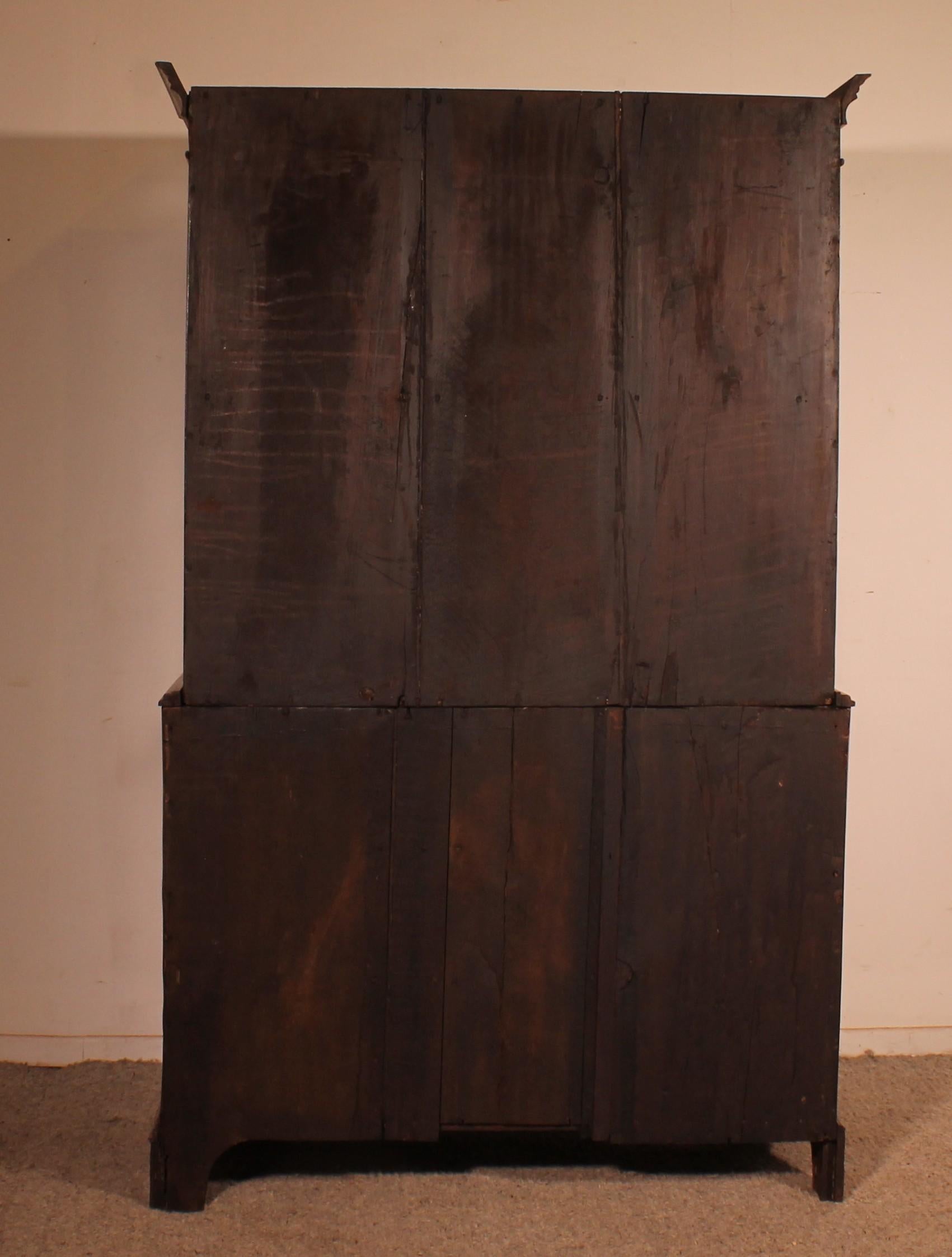 Piccola pressa per biancheria in Oak del XVIII secolo in vendita 1