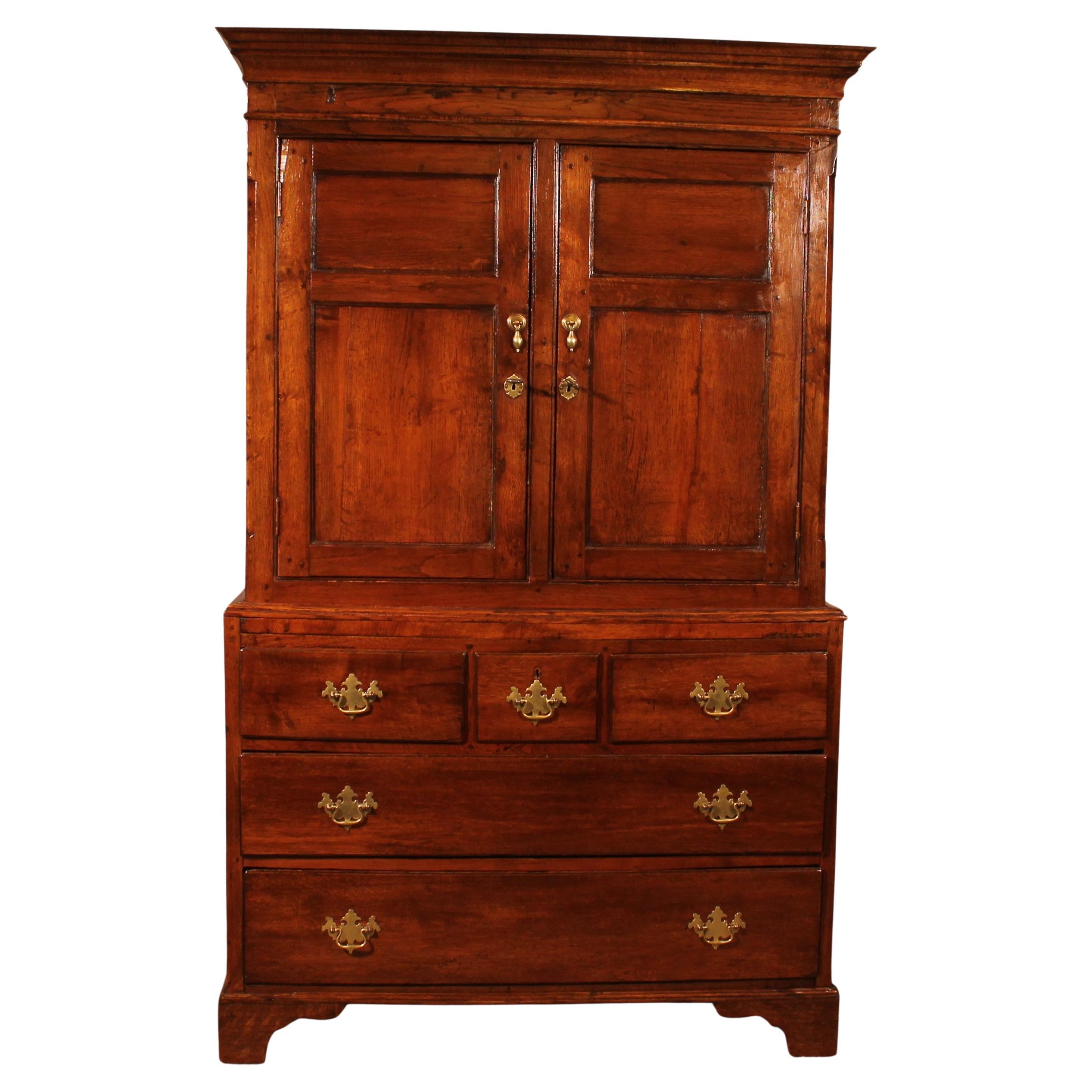 Small 18th Century Oak Linen Press