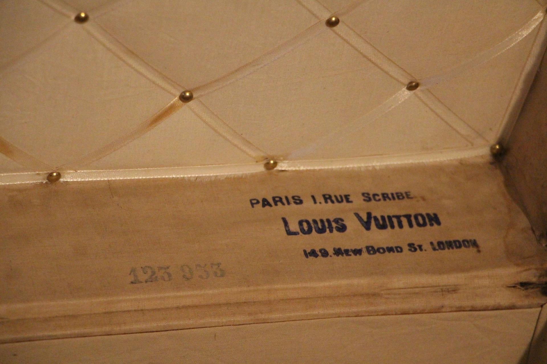 Small 1920s Louis Vuitton Monogram Steamer Trunk 7