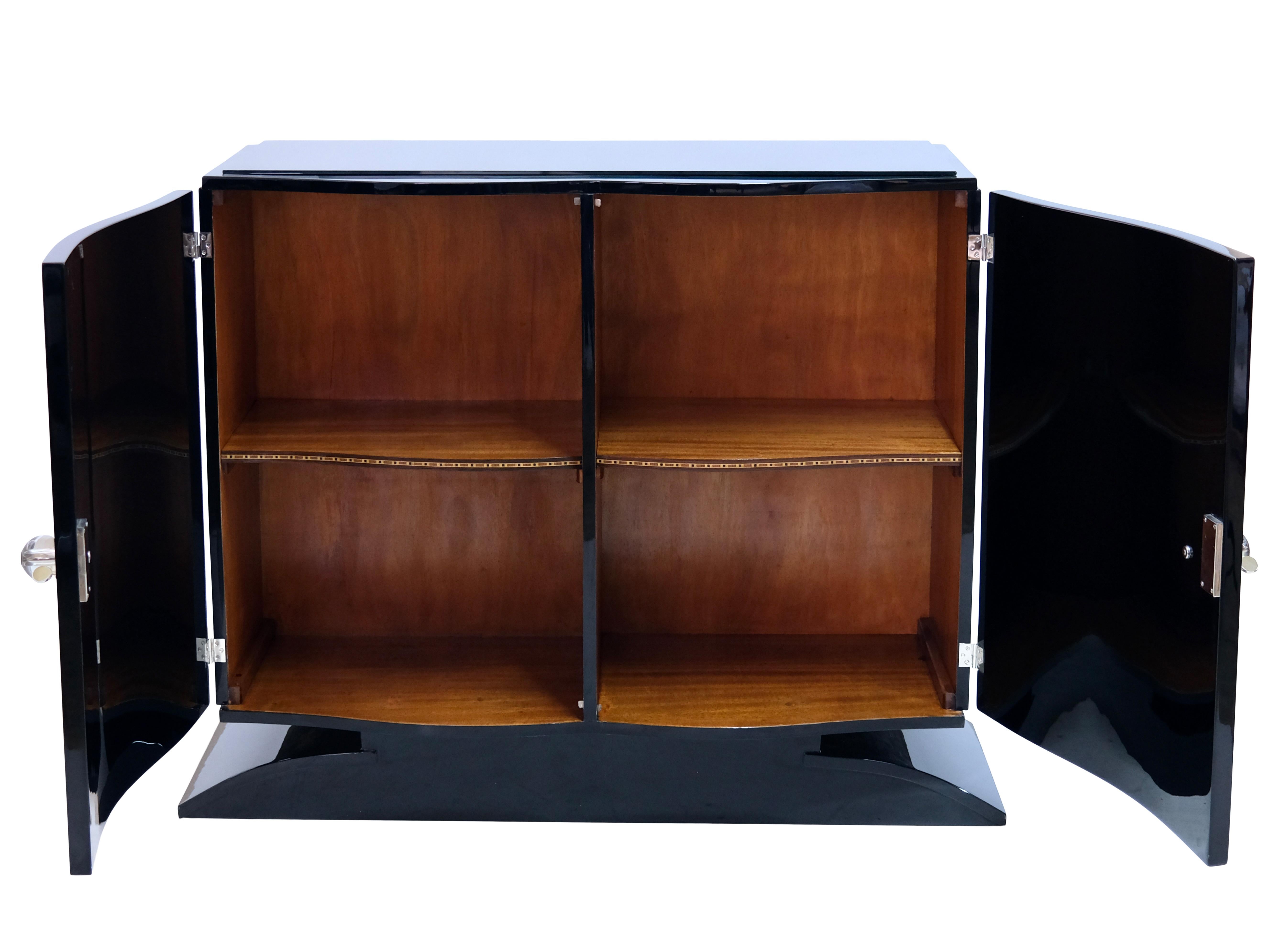 French Small 1930s Art Deco Sideboard with Curved Front in Black Piano Lacquer