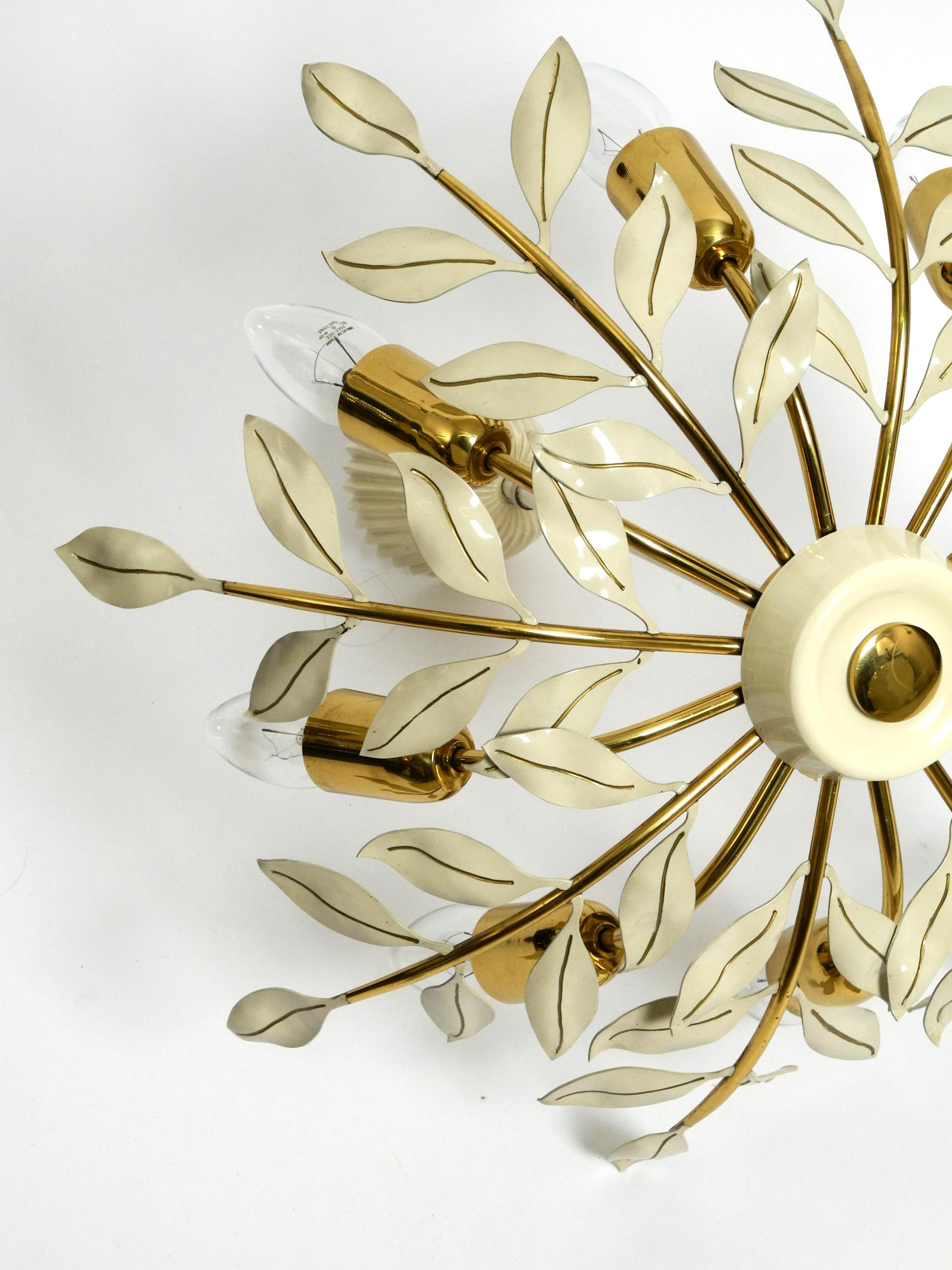 Small 1950s brass Sputnik ceiling lamp with 8 arms by Vereinigte Werkstätten For Sale 8
