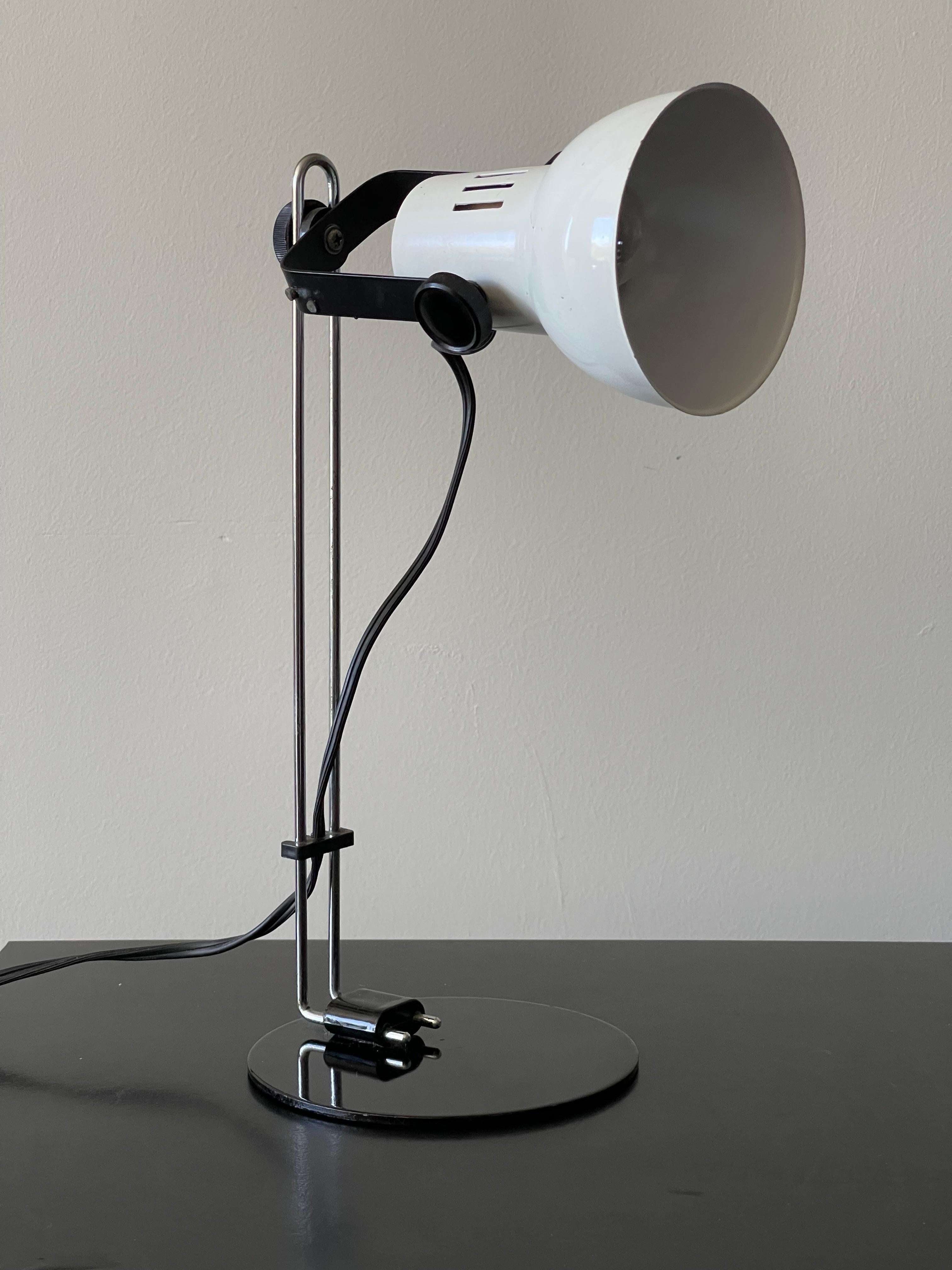 Small 1960’s Architectural Articulating Desk Lamp 5