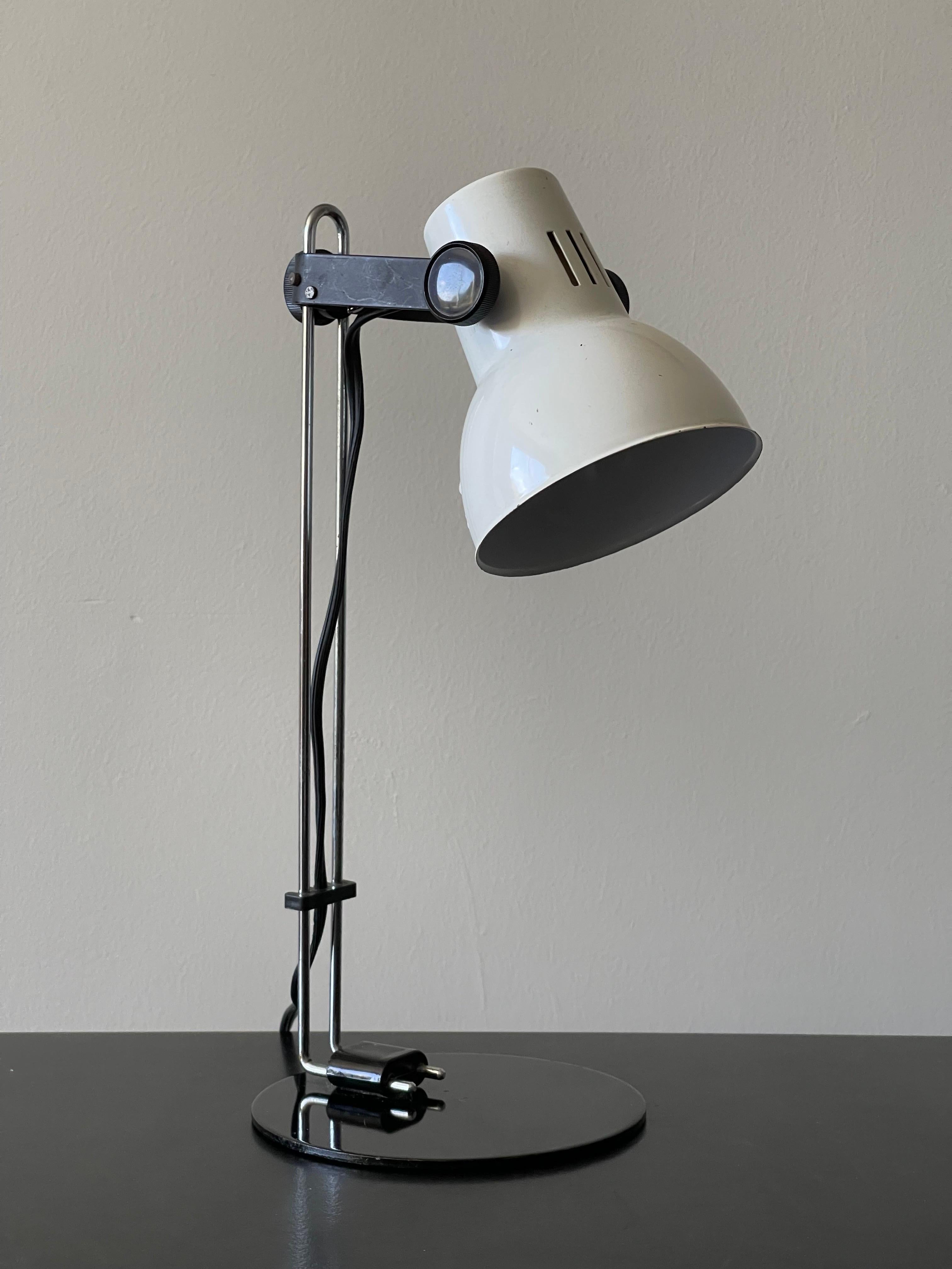 Mid-Century Modern Small 1960’s Architectural Articulating Desk Lamp