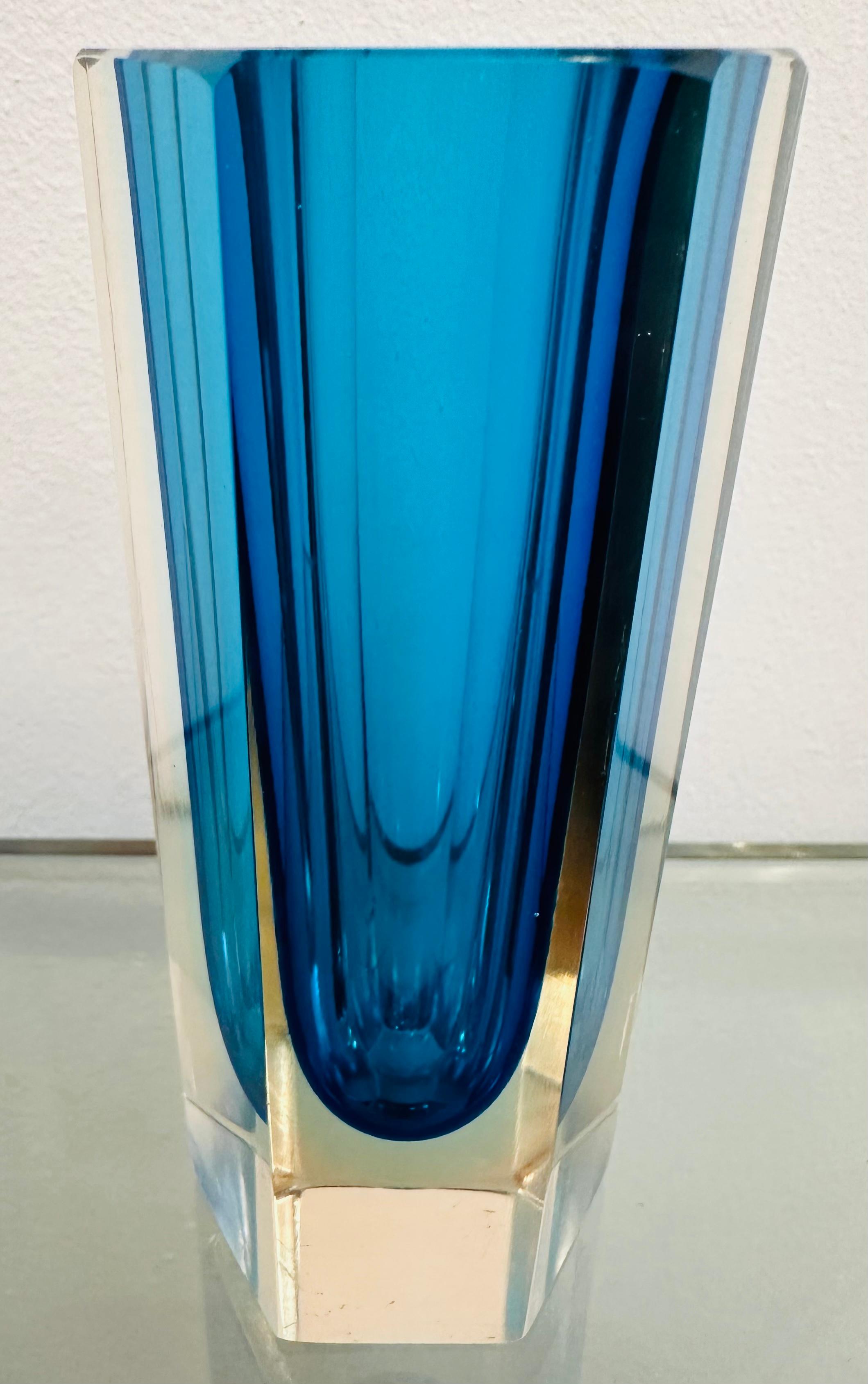 Small 1960s Hexagonal Italian Murano Turquoise & Clear Glass Vase For Sale 4