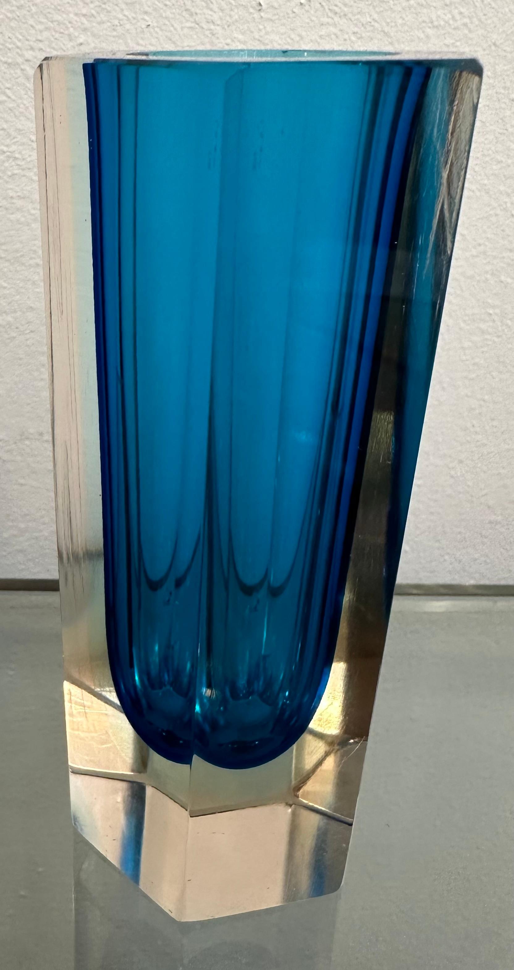Small 1960s Hexagonal Italian Murano Turquoise & Clear Glass Vase For Sale 5