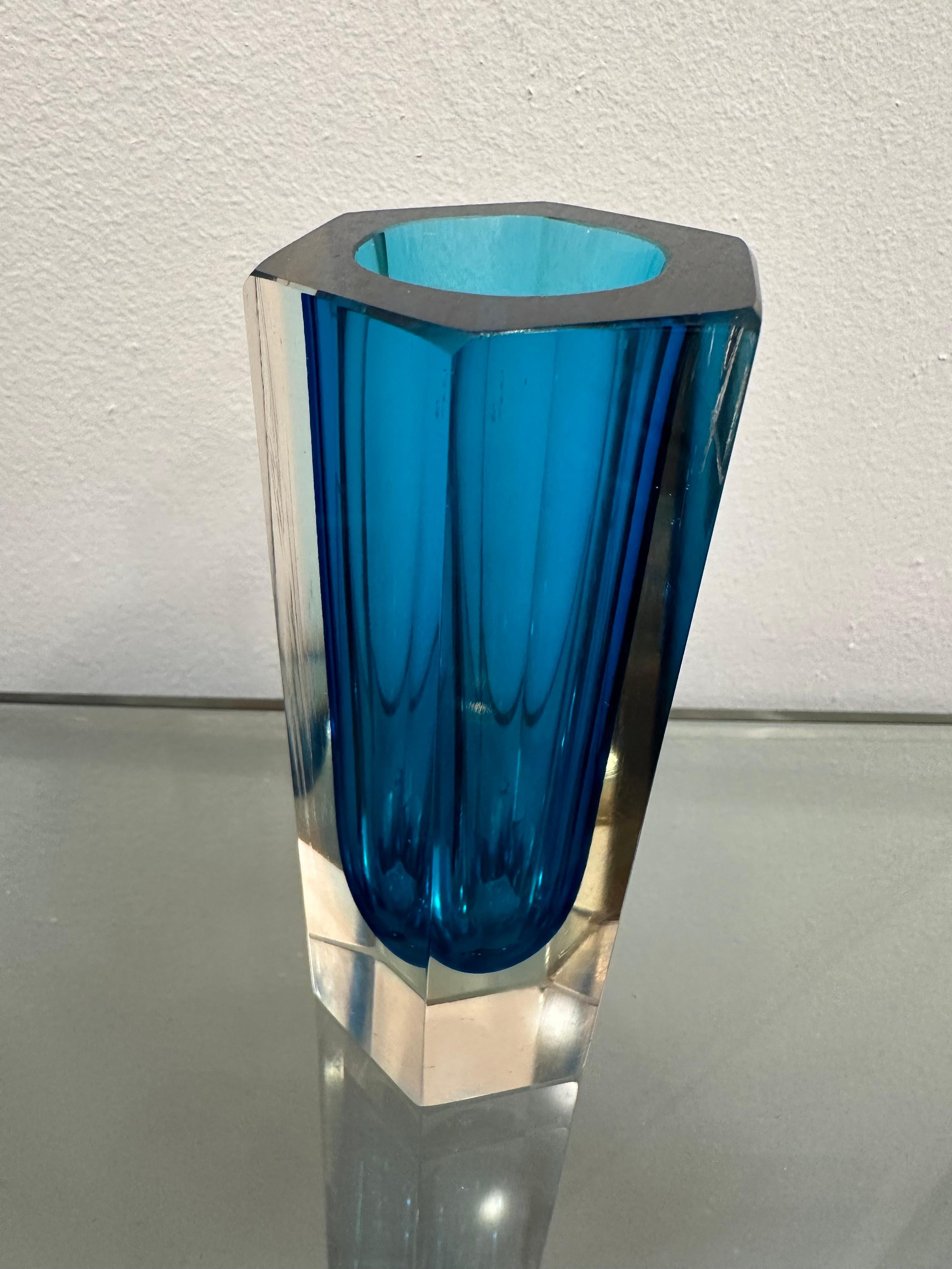 Small 1960s Hexagonal Italian Murano Turquoise & Clear Glass Vase For Sale 6
